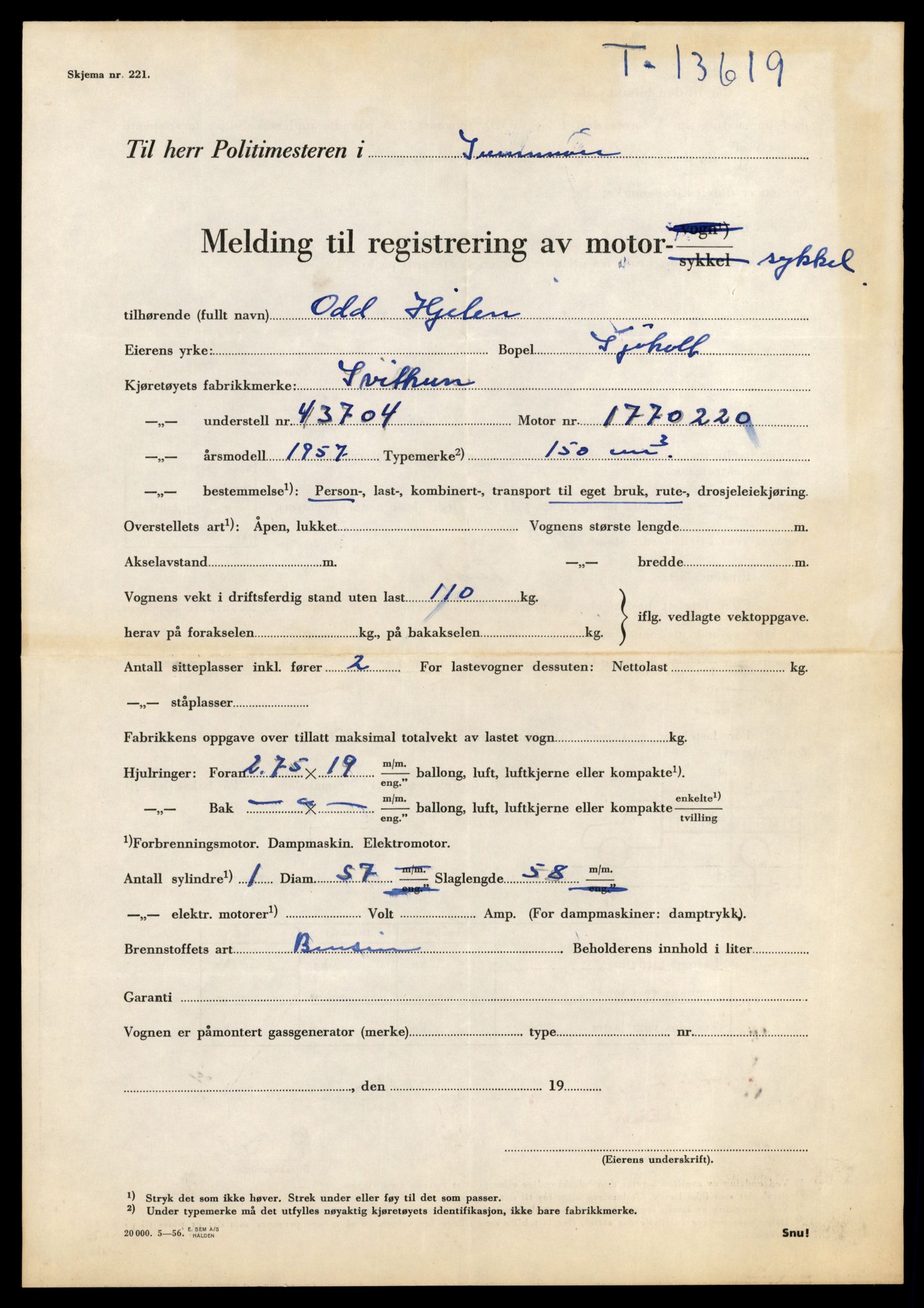 Møre og Romsdal vegkontor - Ålesund trafikkstasjon, AV/SAT-A-4099/F/Fe/L0040: Registreringskort for kjøretøy T 13531 - T 13709, 1927-1998, p. 1567