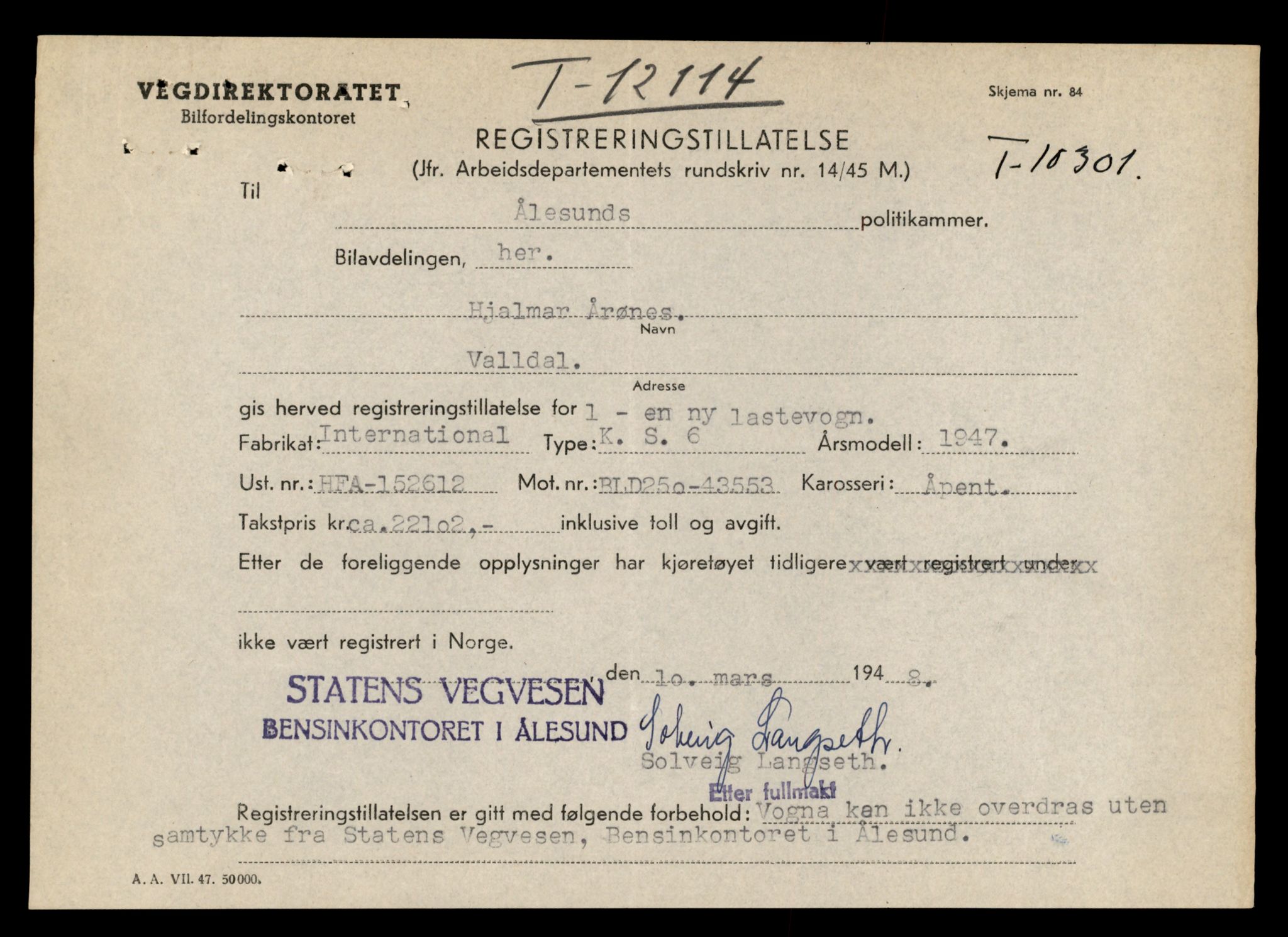 Møre og Romsdal vegkontor - Ålesund trafikkstasjon, AV/SAT-A-4099/F/Fe/L0035: Registreringskort for kjøretøy T 12653 - T 12829, 1927-1998, p. 2452