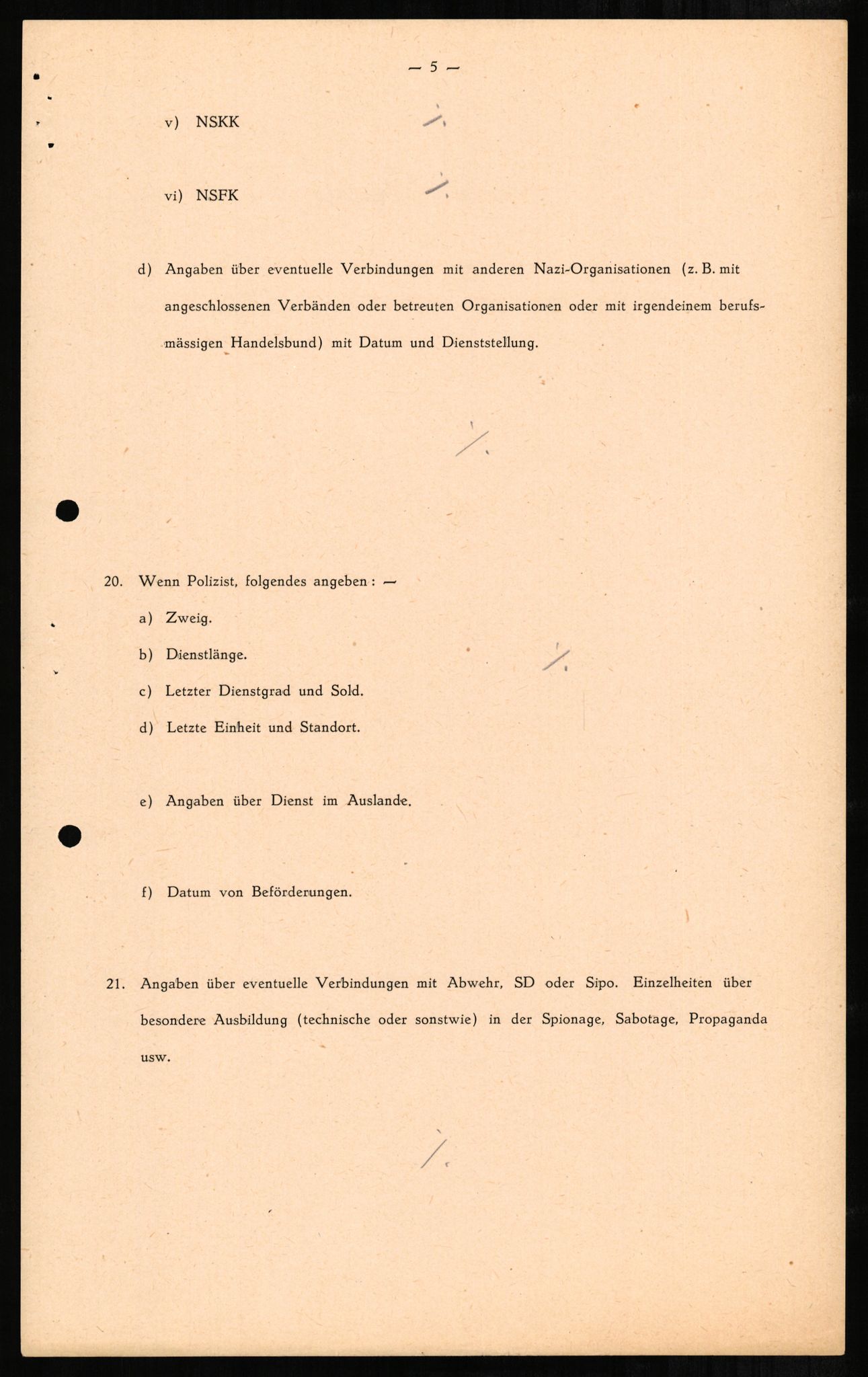 Forsvaret, Forsvarets overkommando II, AV/RA-RAFA-3915/D/Db/L0001: CI Questionaires. Tyske okkupasjonsstyrker i Norge. Tyskere., 1945-1946, p. 161