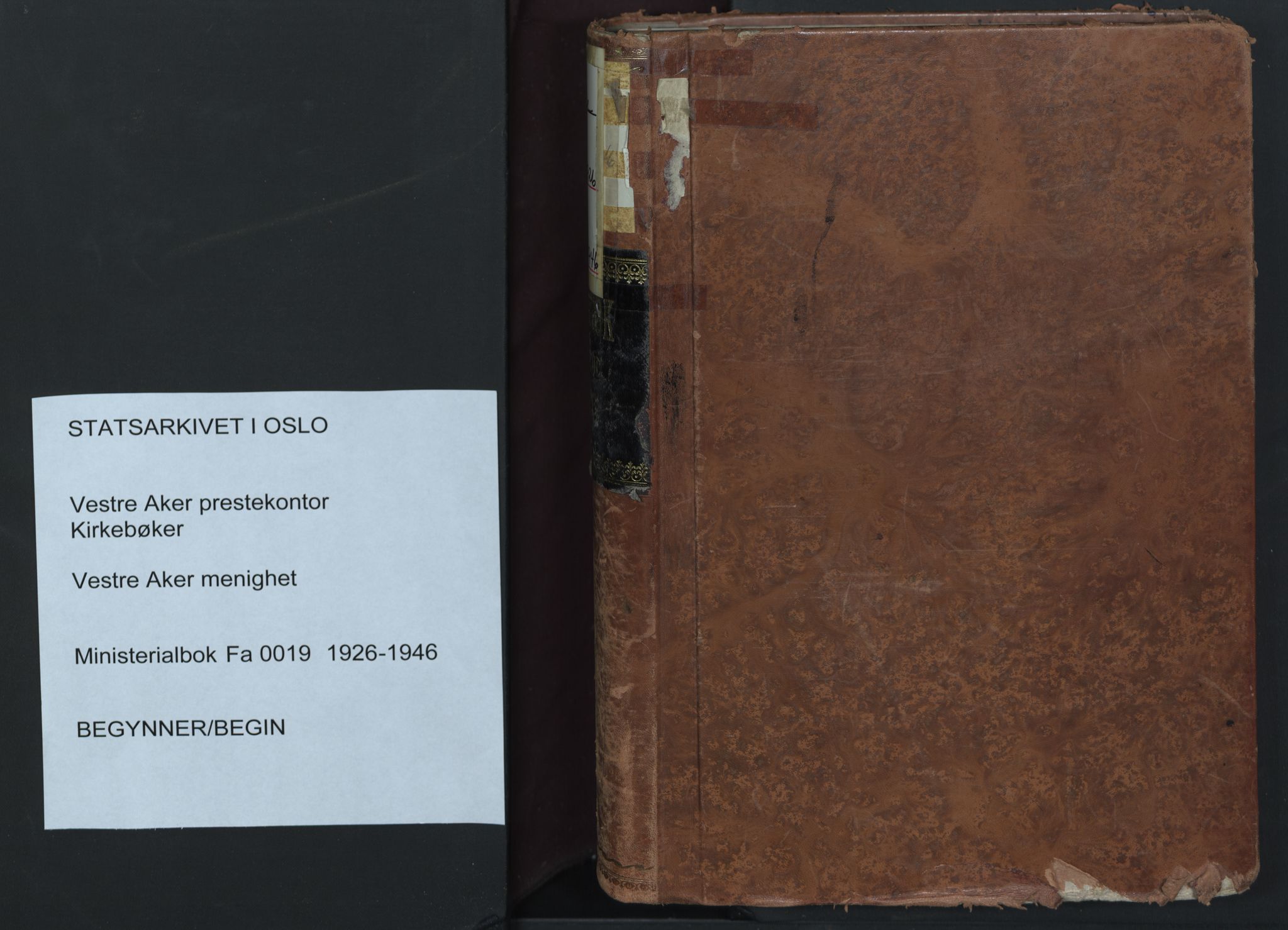 Vestre Aker prestekontor Kirkebøker, AV/SAO-A-10025/F/Fa/L0019: Parish register (official) no. 19, 1926-1946