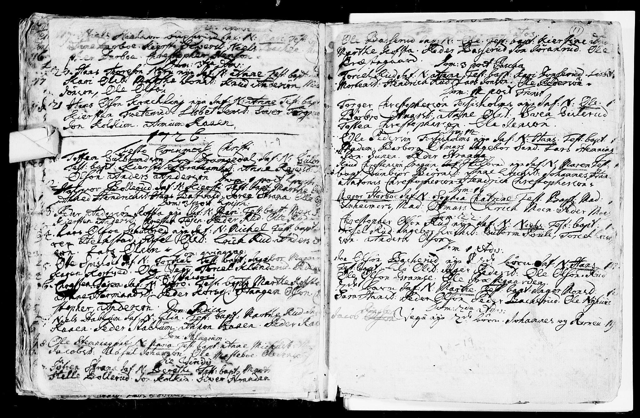 Eiker kirkebøker, AV/SAKO-A-4/F/Fa/L0003: Parish register (official) no. I 3, 1724-1753, p. 10b-11a