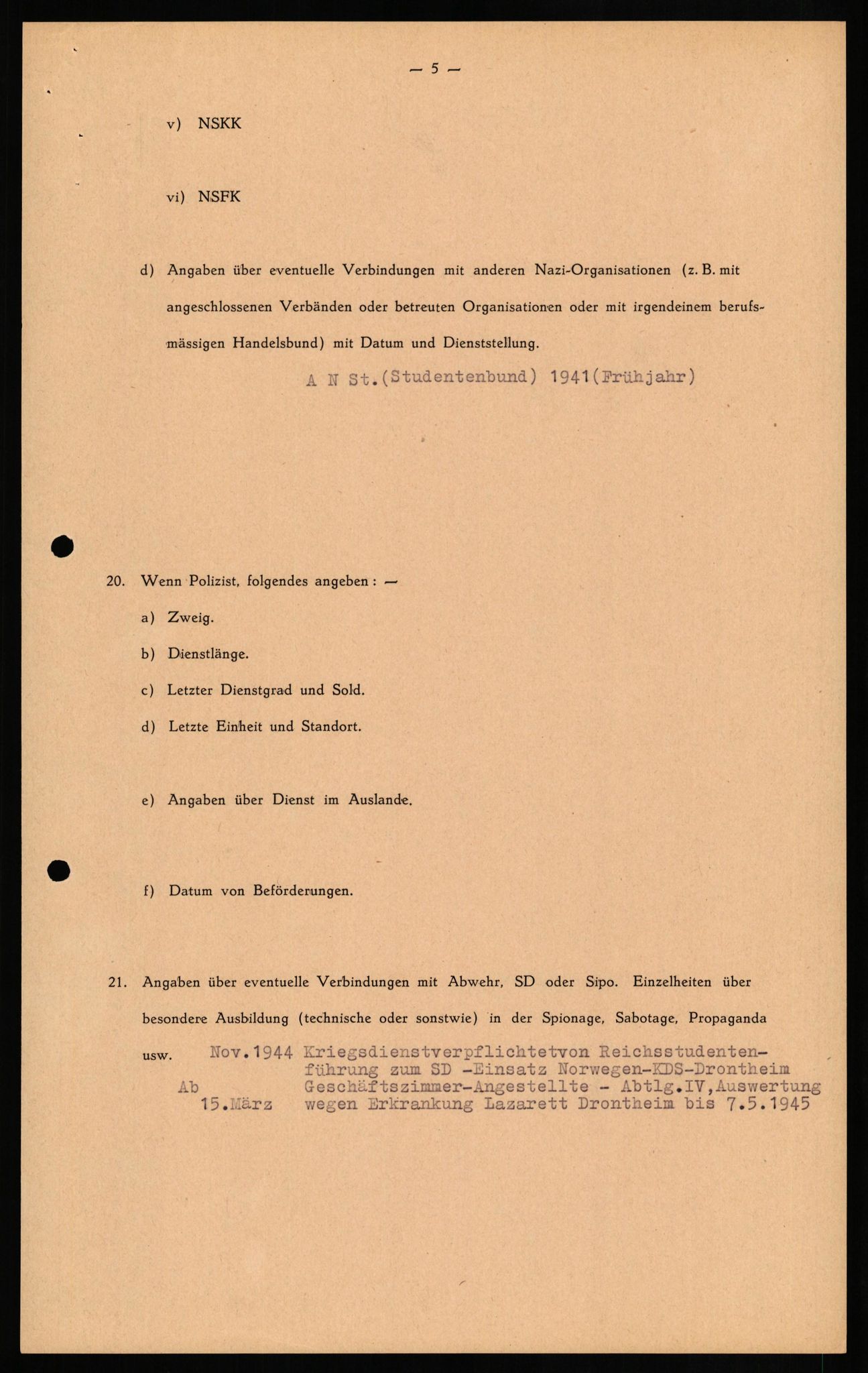 Forsvaret, Forsvarets overkommando II, AV/RA-RAFA-3915/D/Db/L0017: CI Questionaires. Tyske okkupasjonsstyrker i Norge. Tyskere., 1945-1946, p. 158