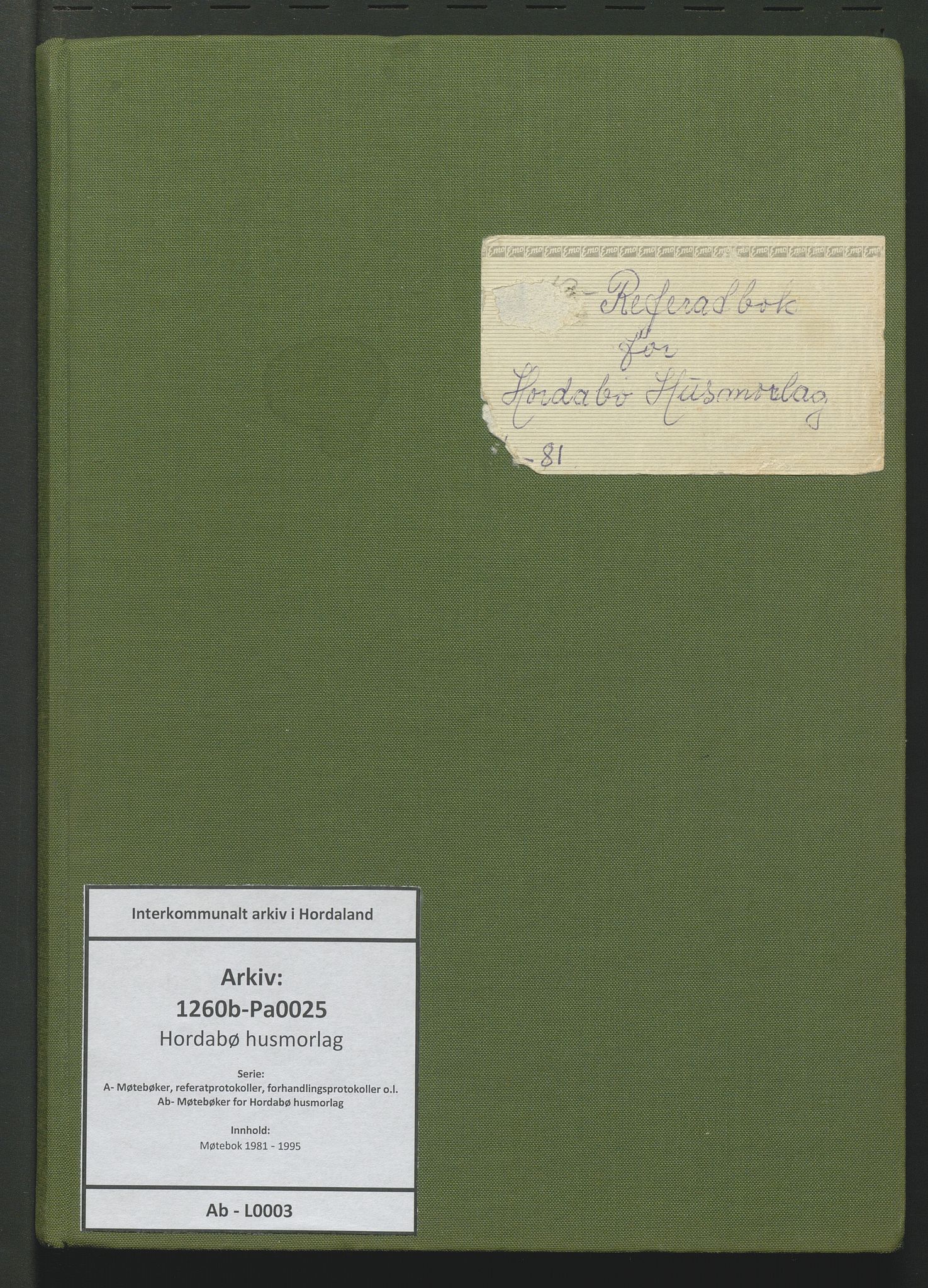 Hordabø husmorlag, IKAH/1260b-Pa0025/A/Ab/L0003: Møtebok, 1981-1995