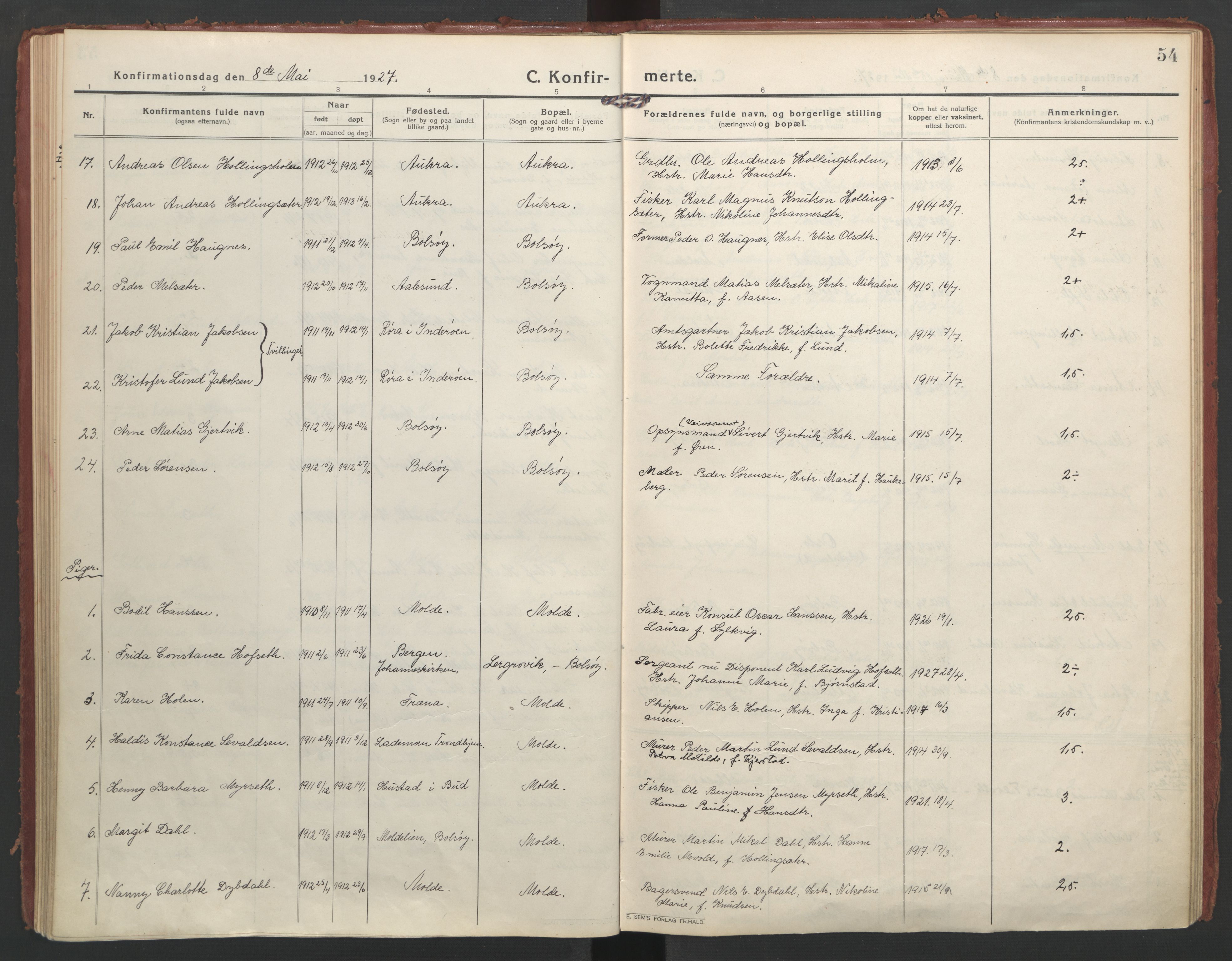 Ministerialprotokoller, klokkerbøker og fødselsregistre - Møre og Romsdal, SAT/A-1454/558/L0695: Parish register (official) no. 558A09, 1915-1942, p. 54