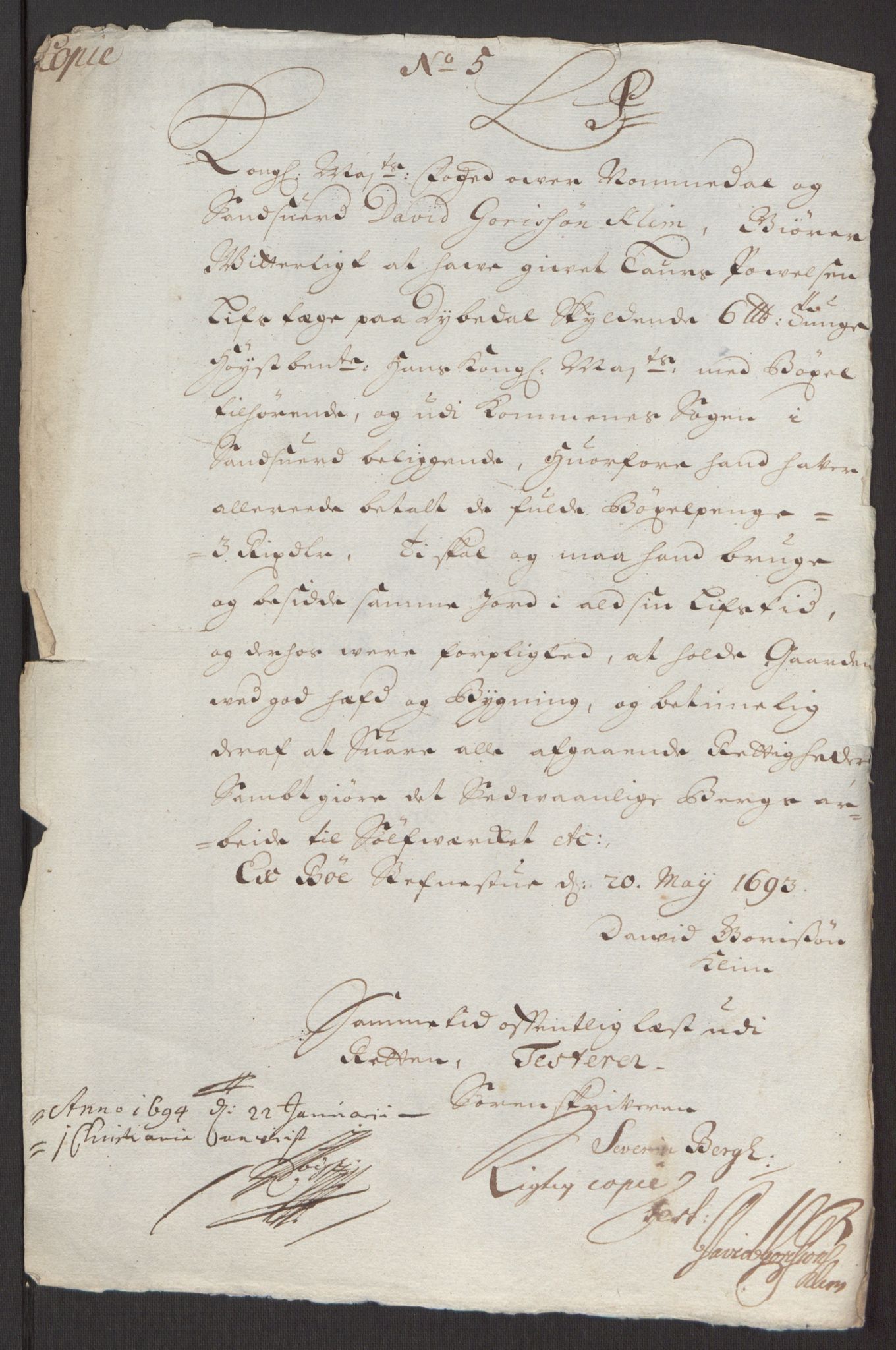 Rentekammeret inntil 1814, Reviderte regnskaper, Fogderegnskap, RA/EA-4092/R24/L1575: Fogderegnskap Numedal og Sandsvær, 1692-1695, p. 145