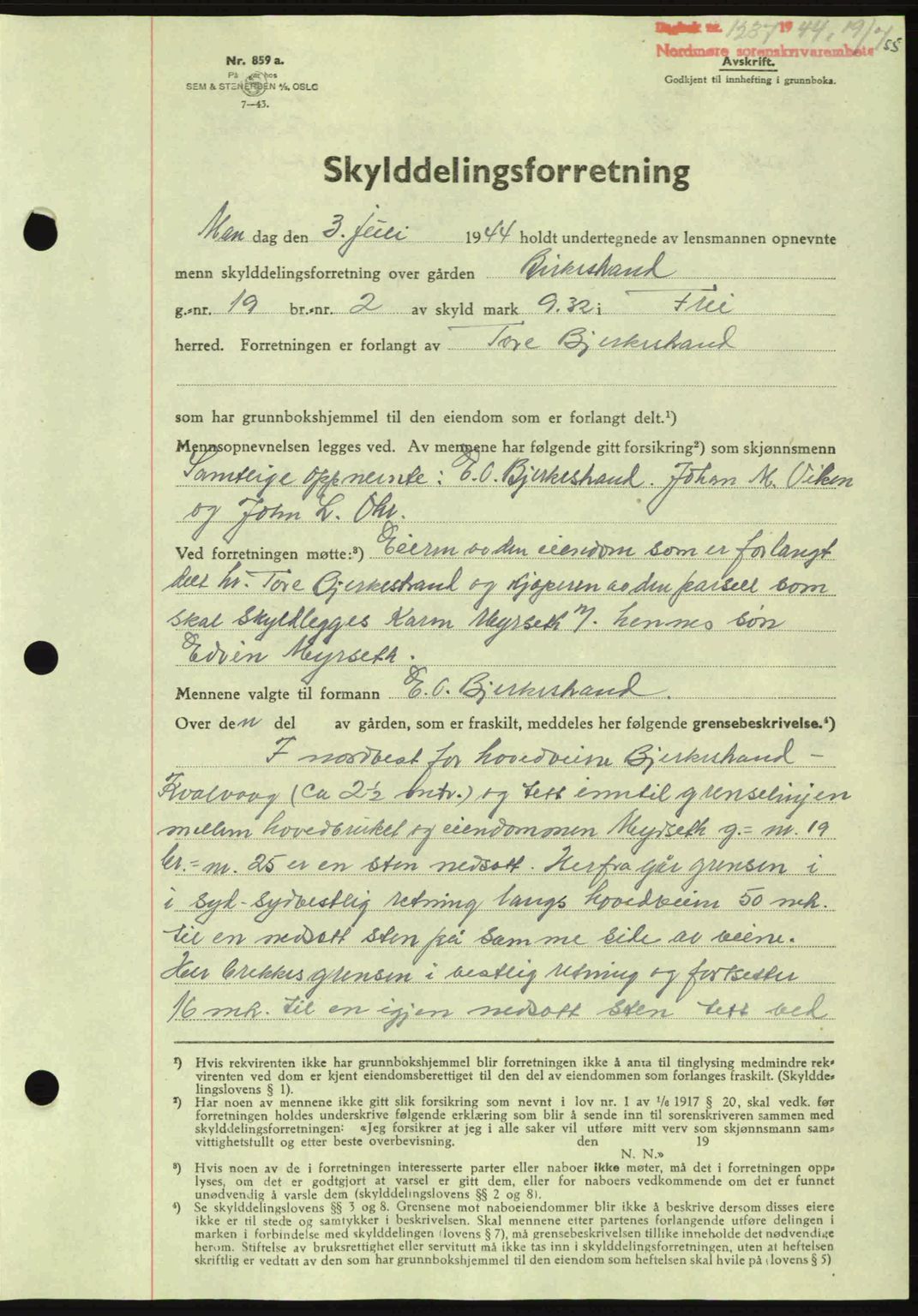 Nordmøre sorenskriveri, AV/SAT-A-4132/1/2/2Ca: Mortgage book no. A98, 1944-1944, Diary no: : 1237/1944