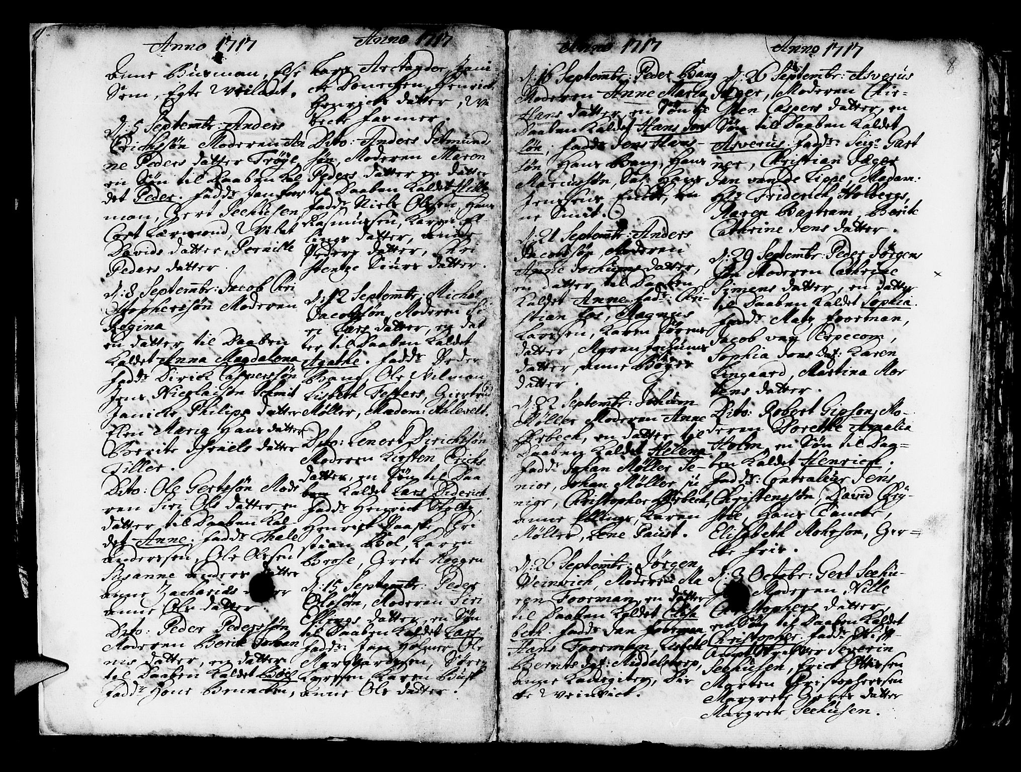 Nykirken Sokneprestembete, AV/SAB-A-77101/H/Haa/L0003: Parish register (official) no. A 3, 1717-1764, p. 8