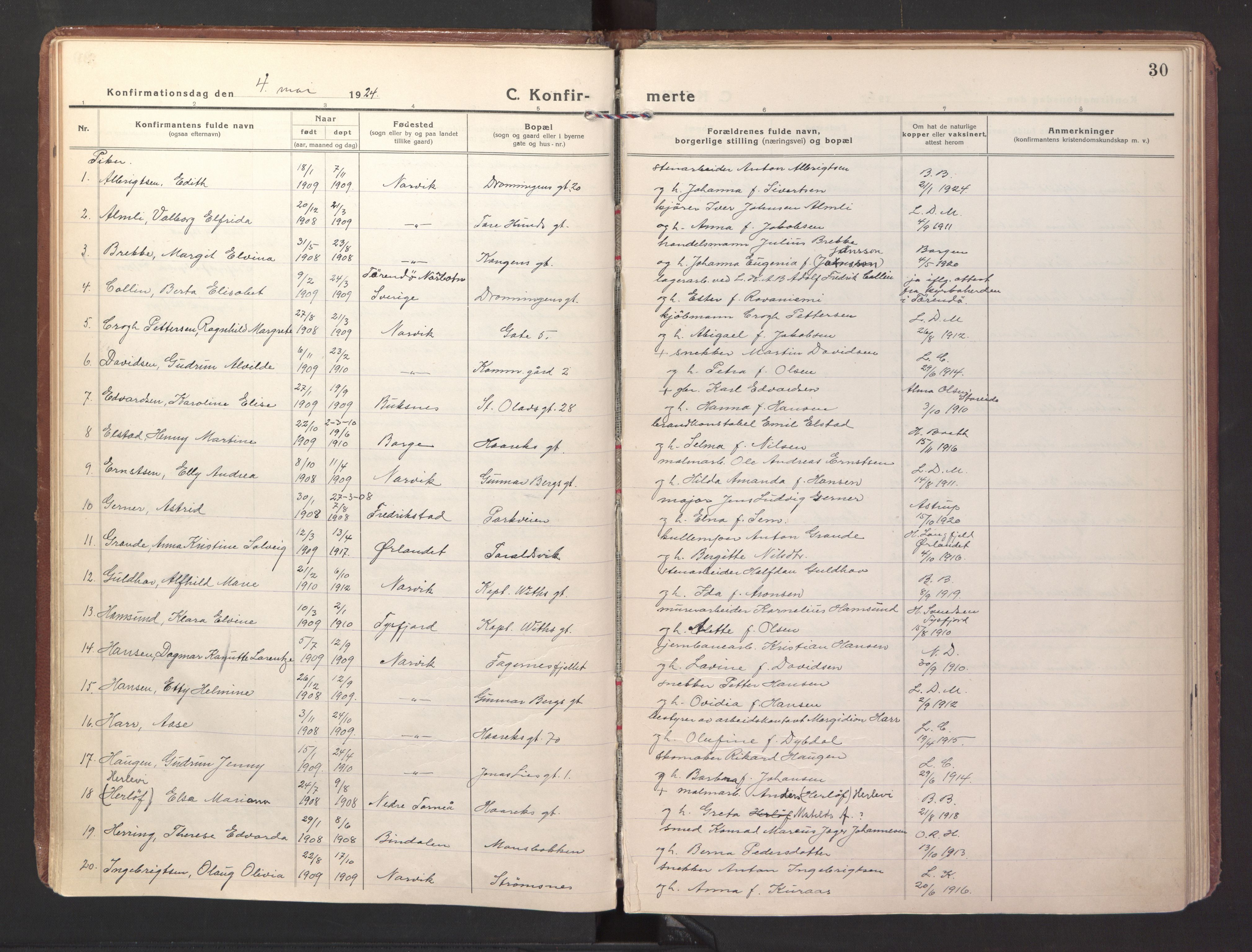 Ministerialprotokoller, klokkerbøker og fødselsregistre - Nordland, AV/SAT-A-1459/871/L1004: Parish register (official) no. 871A20, 1921-1932, p. 30