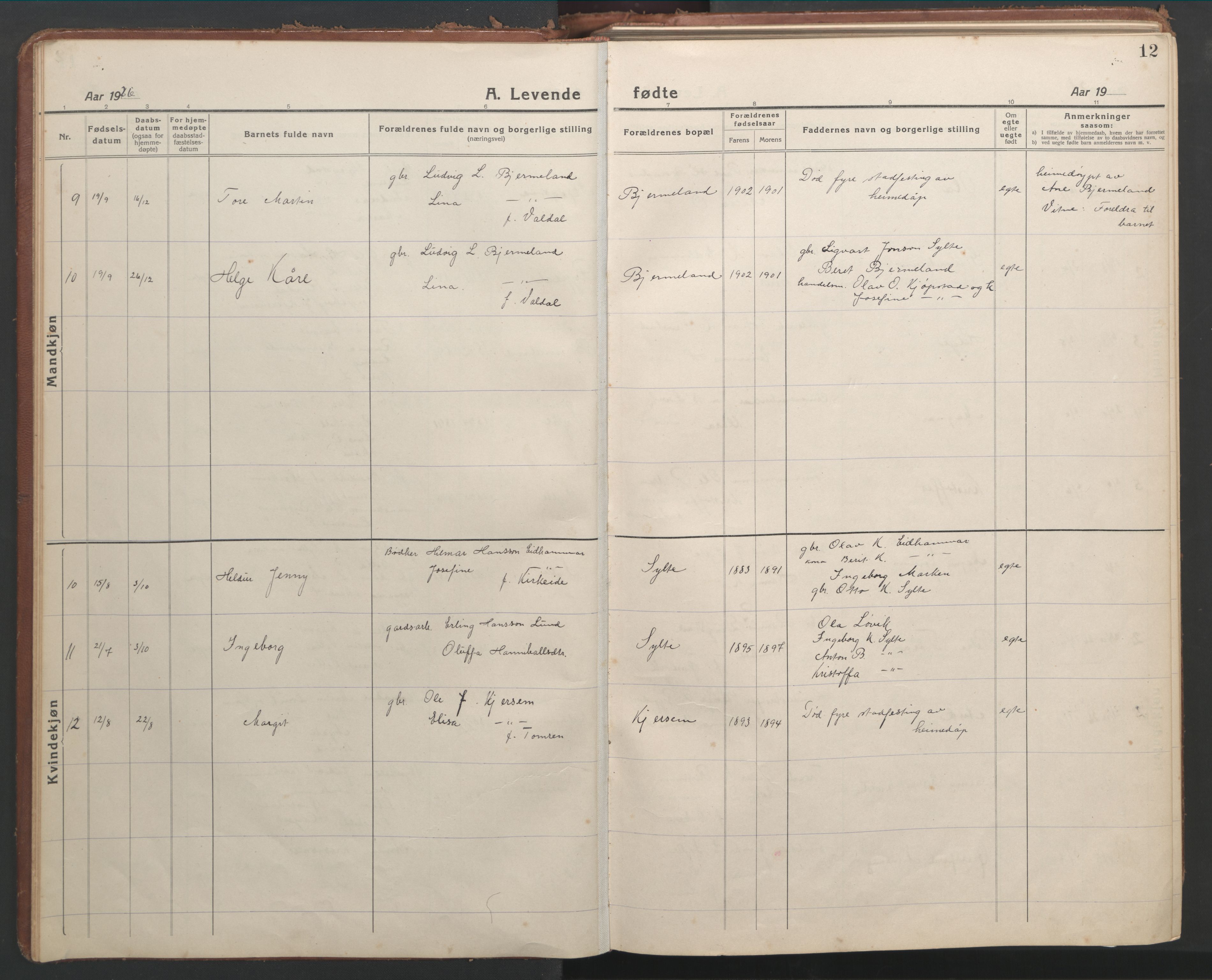 Ministerialprotokoller, klokkerbøker og fødselsregistre - Møre og Romsdal, AV/SAT-A-1454/541/L0548: Parish register (copy) no. 541C03, 1921-1960, p. 12