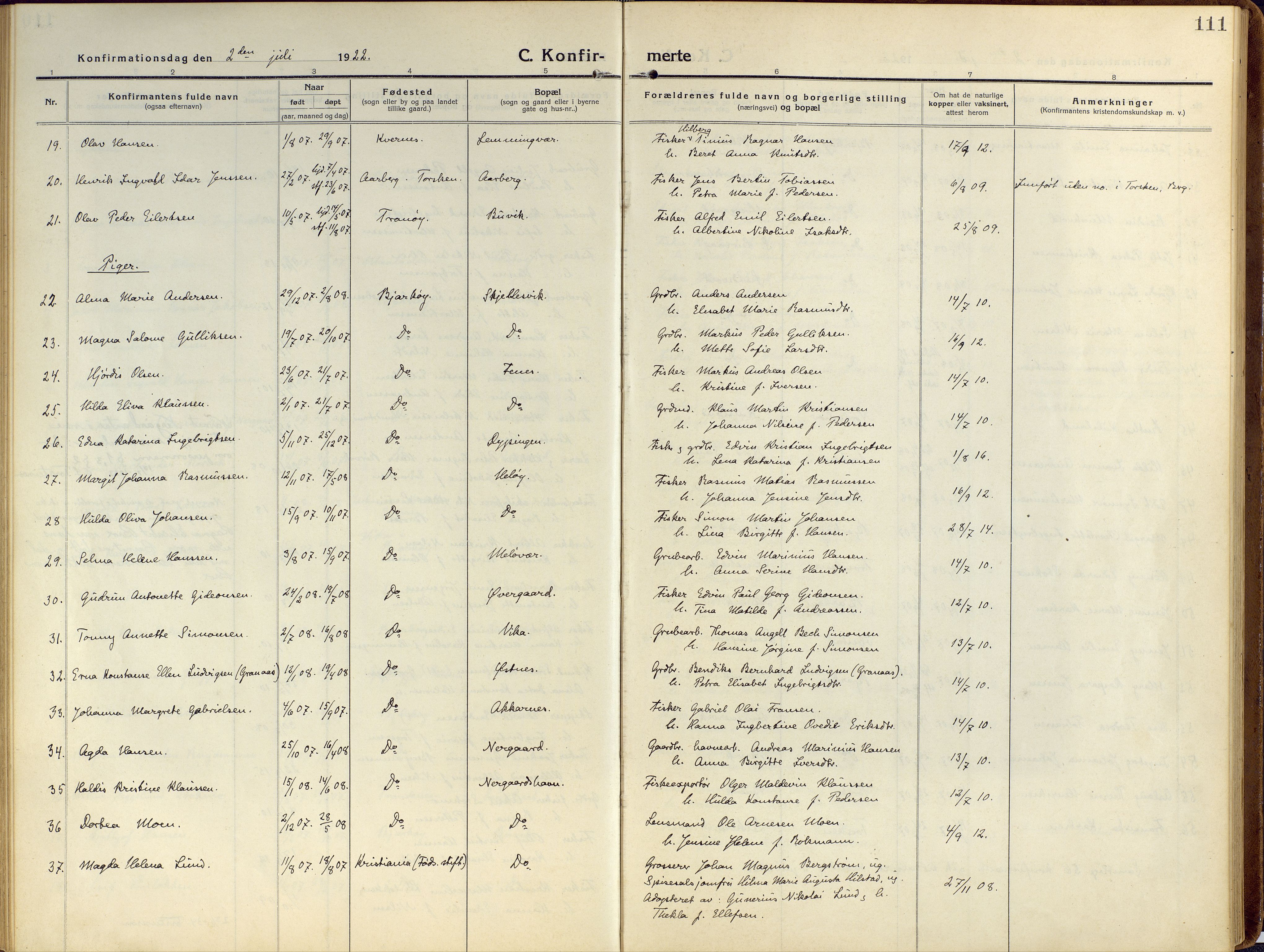 Sand/Bjarkøy sokneprestkontor, AV/SATØ-S-0811/I/Ia/Iaa/L0006kirke: Parish register (official) no. 6, 1915-1929, p. 111