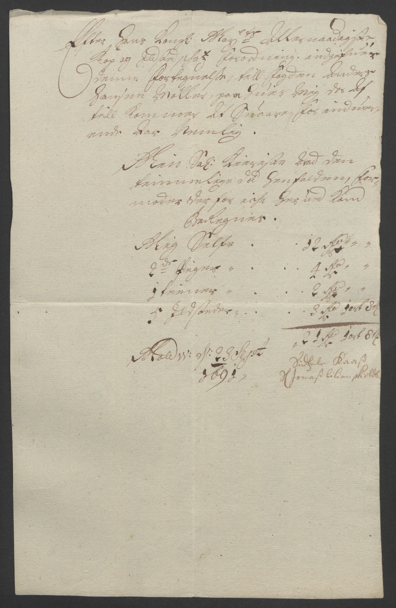 Rentekammeret inntil 1814, Reviderte regnskaper, Fogderegnskap, RA/EA-4092/R54/L3554: Fogderegnskap Sunnmøre, 1691-1693, p. 102