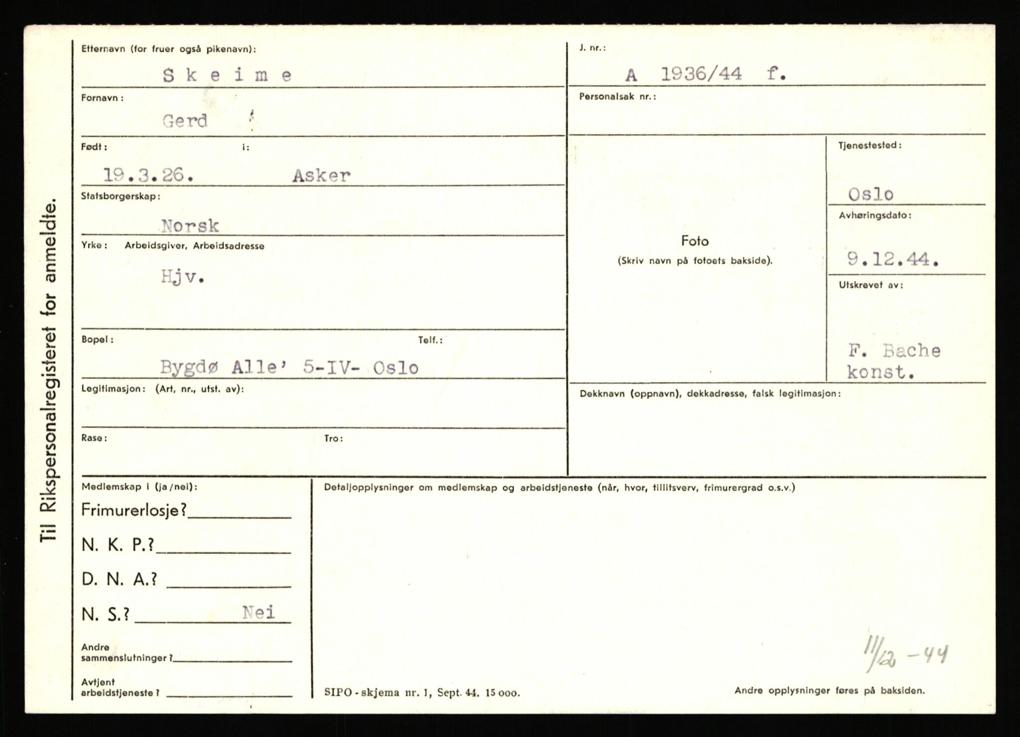 Statspolitiet - Hovedkontoret / Osloavdelingen, AV/RA-S-1329/C/Ca/L0014: Seterlien - Svartås, 1943-1945, p. 944