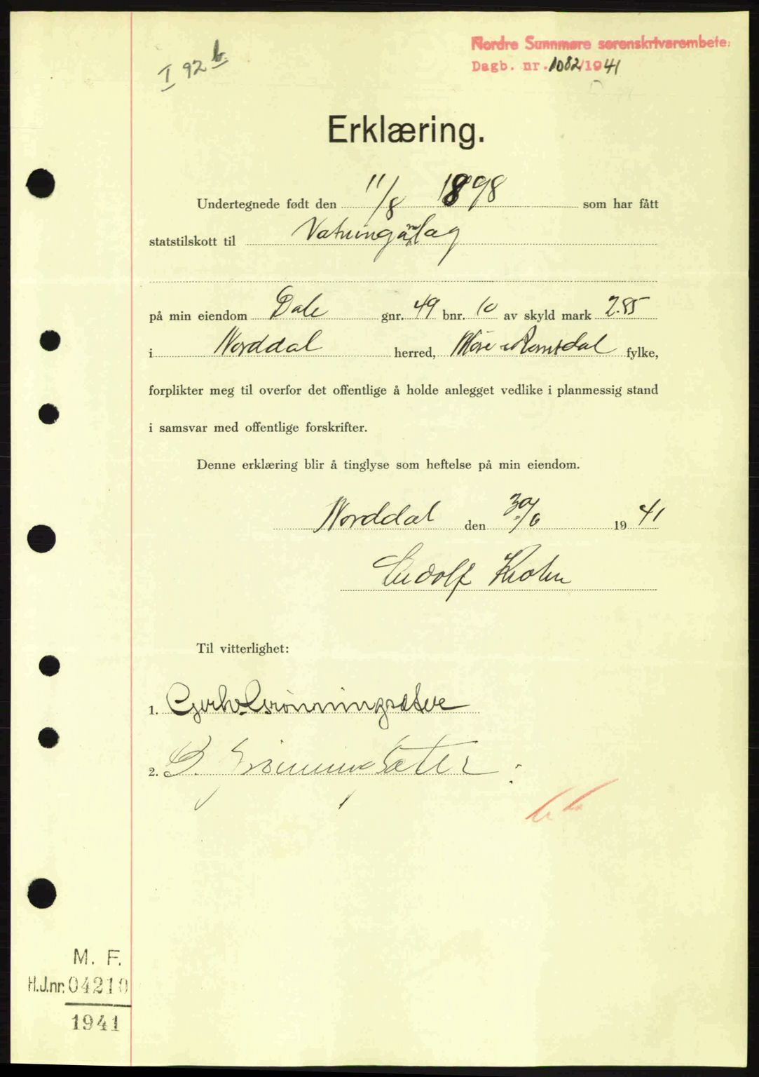 Nordre Sunnmøre sorenskriveri, AV/SAT-A-0006/1/2/2C/2Ca: Mortgage book no. A11, 1941-1941, Diary no: : 1082/1941