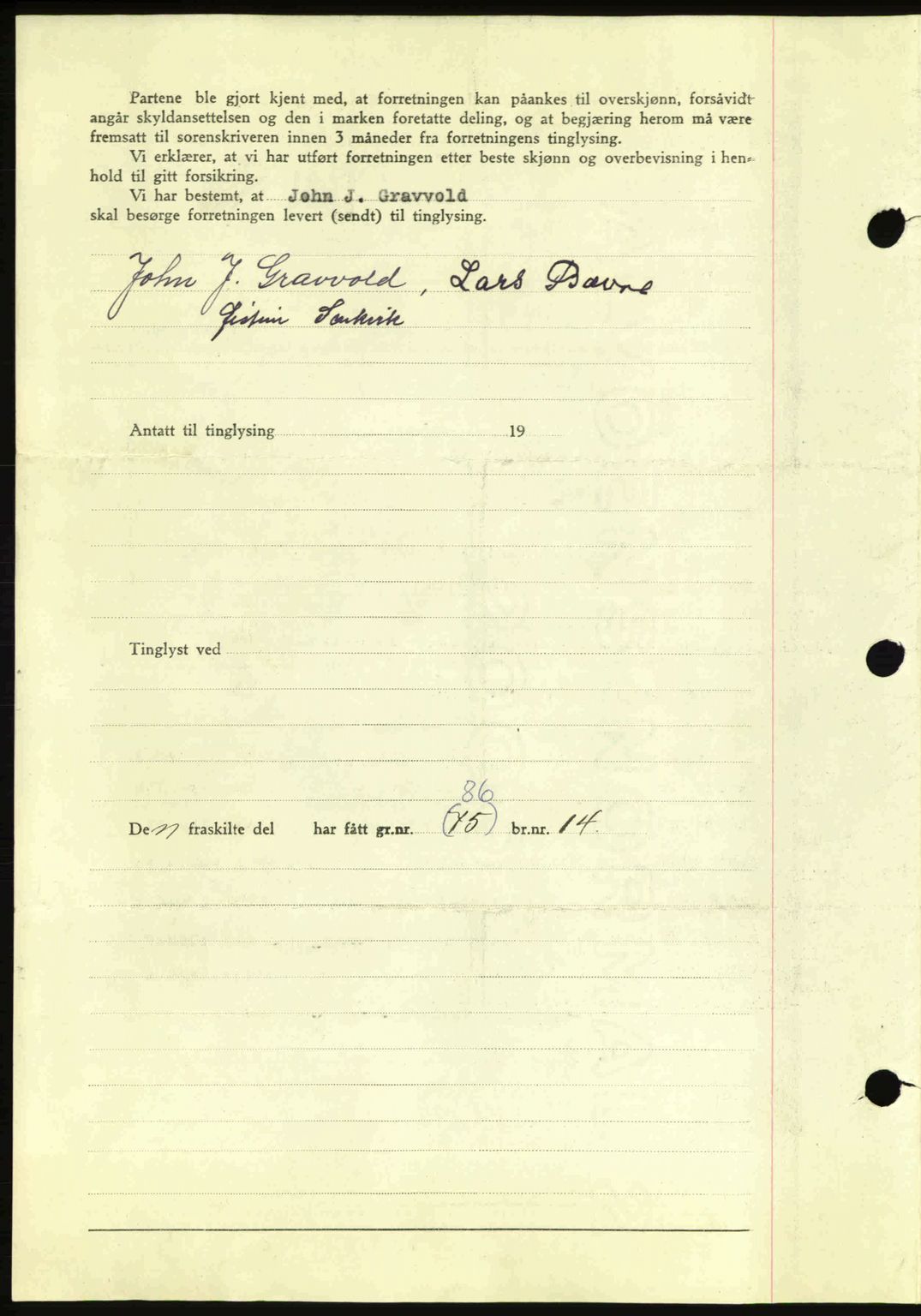 Nordmøre sorenskriveri, AV/SAT-A-4132/1/2/2Ca: Mortgage book no. A95, 1943-1943, Diary no: : 1770/1943