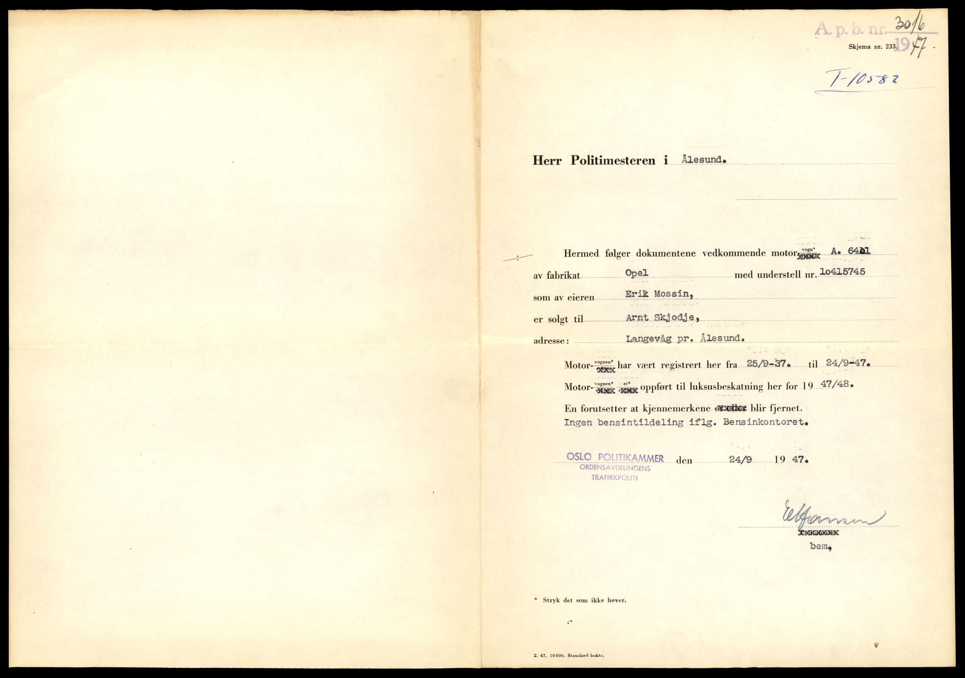 Møre og Romsdal vegkontor - Ålesund trafikkstasjon, SAT/A-4099/F/Fe/L0021: Registreringskort for kjøretøy T 10471 - T 10583, 1927-1998, p. 3155