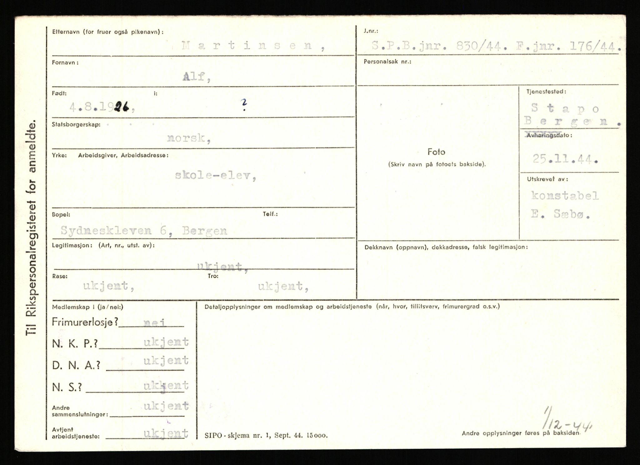 Statspolitiet - Hovedkontoret / Osloavdelingen, AV/RA-S-1329/C/Ca/L0010: Lind - Moksnes, 1943-1945, p. 2858