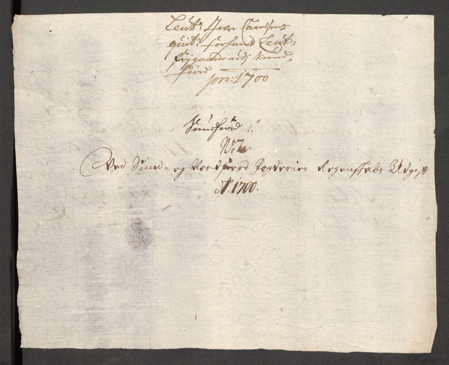 Rentekammeret inntil 1814, Reviderte regnskaper, Fogderegnskap, AV/RA-EA-4092/R53/L3425: Fogderegnskap Sunn- og Nordfjord, 1700-1701, p. 205