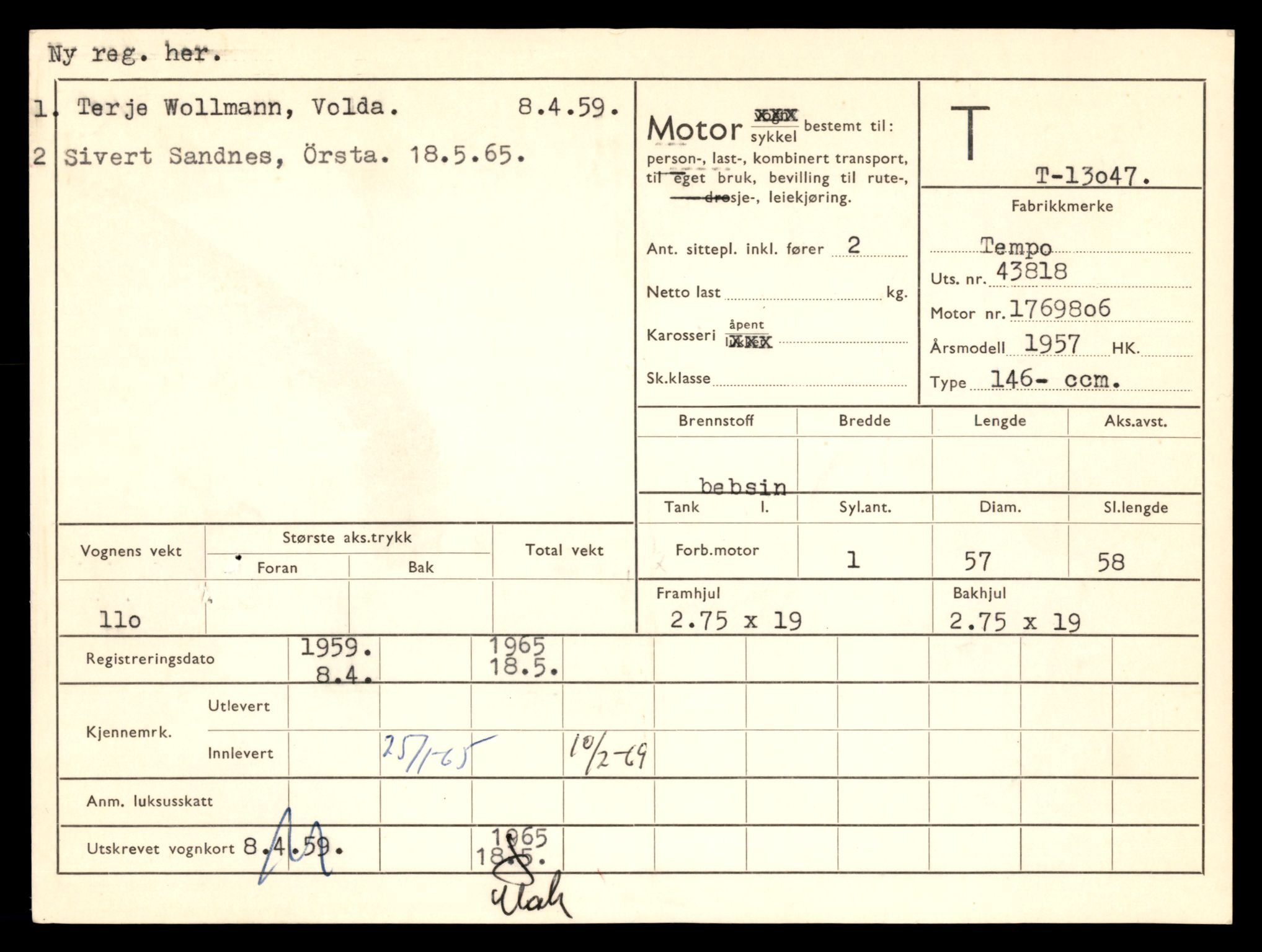 Møre og Romsdal vegkontor - Ålesund trafikkstasjon, AV/SAT-A-4099/F/Fe/L0037: Registreringskort for kjøretøy T 13031 - T 13179, 1927-1998, p. 385