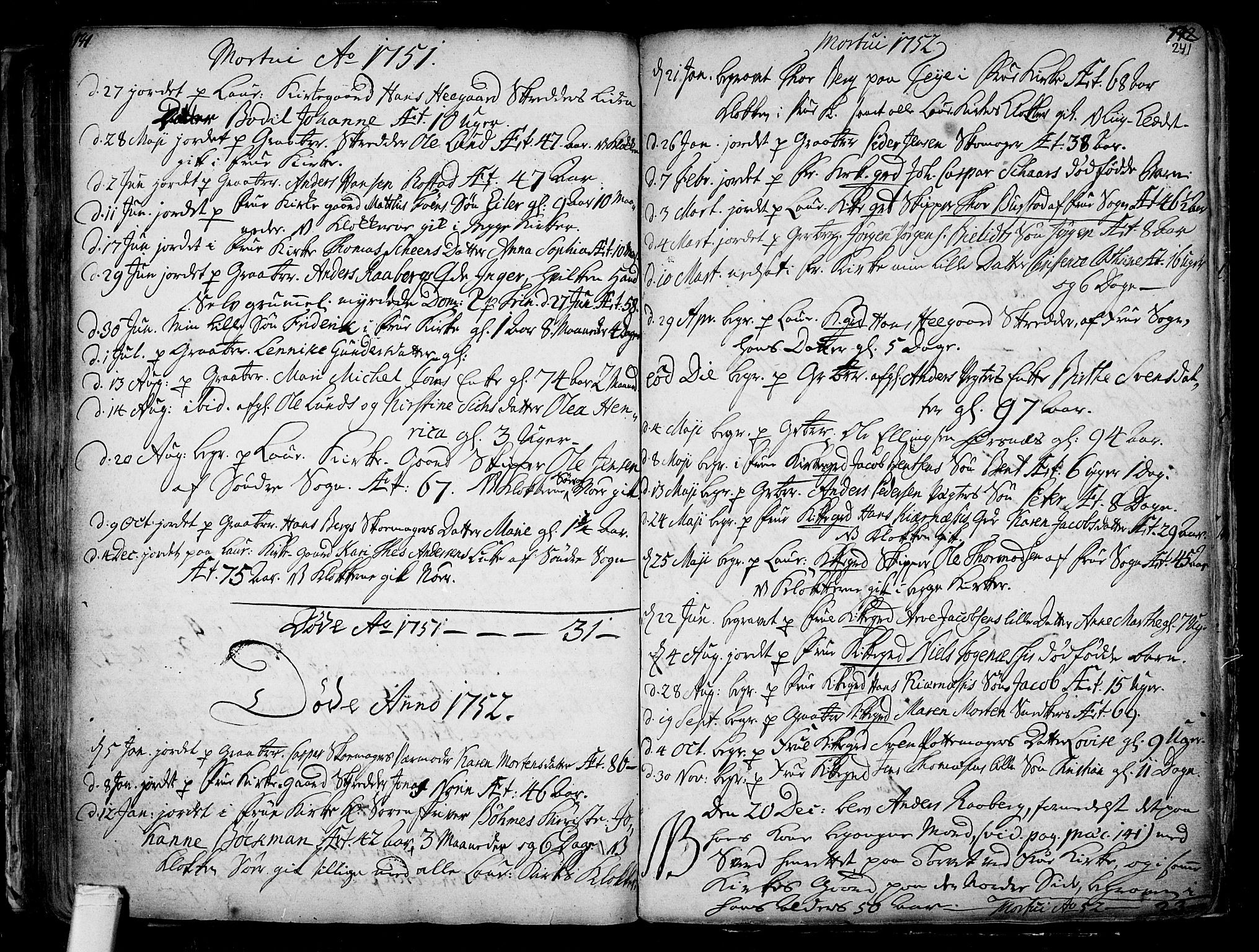 Tønsberg kirkebøker, AV/SAKO-A-330/F/Fa/L0001: Parish register (official) no. I 1, 1688-1760, p. 240-241