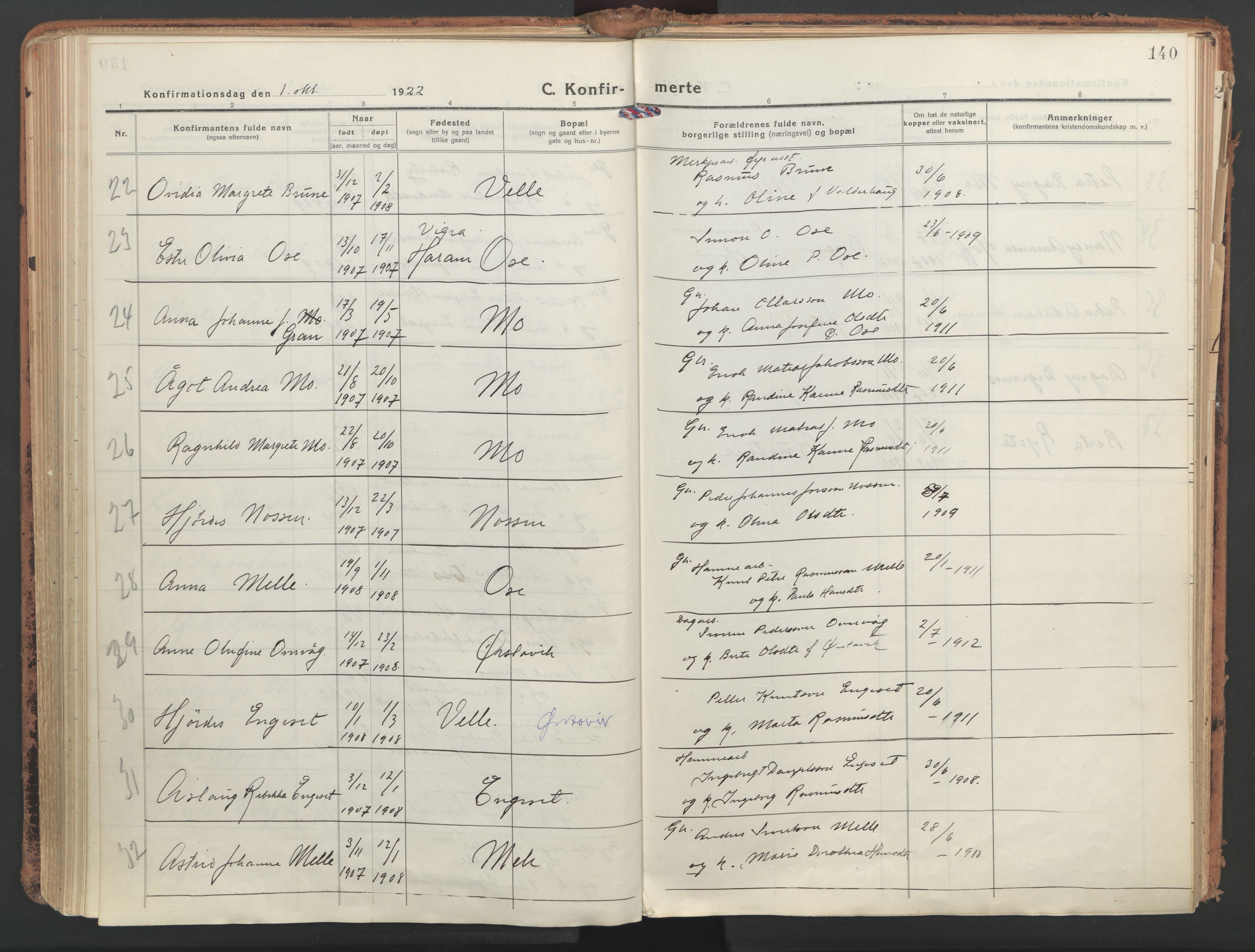 Ministerialprotokoller, klokkerbøker og fødselsregistre - Møre og Romsdal, AV/SAT-A-1454/513/L0180: Parish register (official) no. 513A07, 1919-1929, p. 140