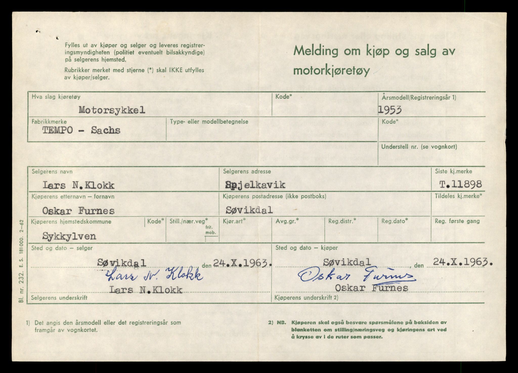 Møre og Romsdal vegkontor - Ålesund trafikkstasjon, AV/SAT-A-4099/F/Fe/L0031: Registreringskort for kjøretøy T 11800 - T 11996, 1927-1998, p. 1777