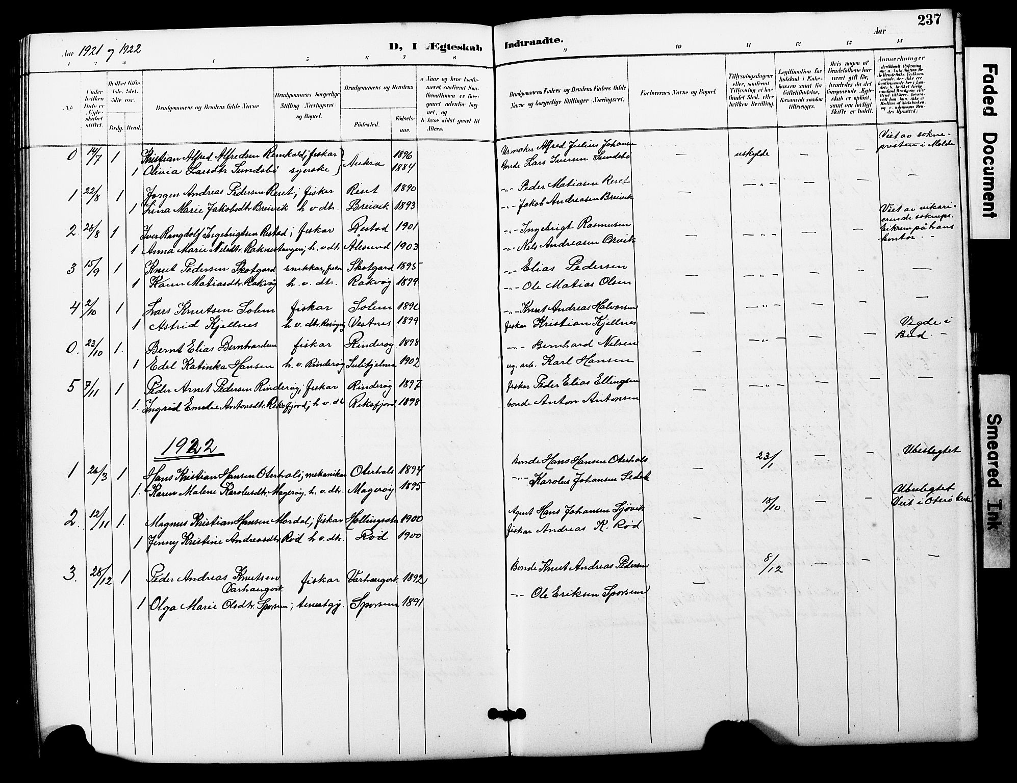 Ministerialprotokoller, klokkerbøker og fødselsregistre - Møre og Romsdal, SAT/A-1454/560/L0725: Parish register (copy) no. 560C02, 1895-1930, p. 237