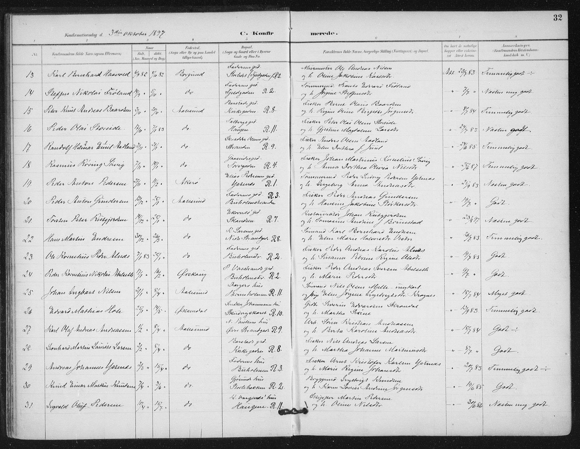 Ministerialprotokoller, klokkerbøker og fødselsregistre - Møre og Romsdal, AV/SAT-A-1454/529/L0457: Parish register (official) no. 529A07, 1894-1903, p. 32