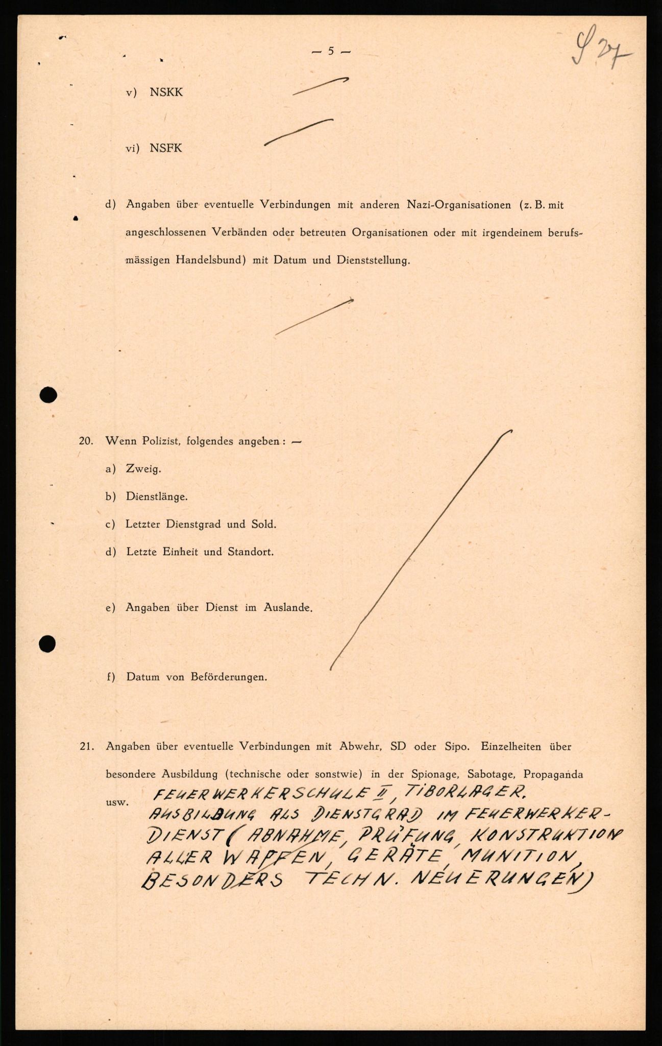 Forsvaret, Forsvarets overkommando II, AV/RA-RAFA-3915/D/Db/L0030: CI Questionaires. Tyske okkupasjonsstyrker i Norge. Tyskere., 1945-1946, p. 413