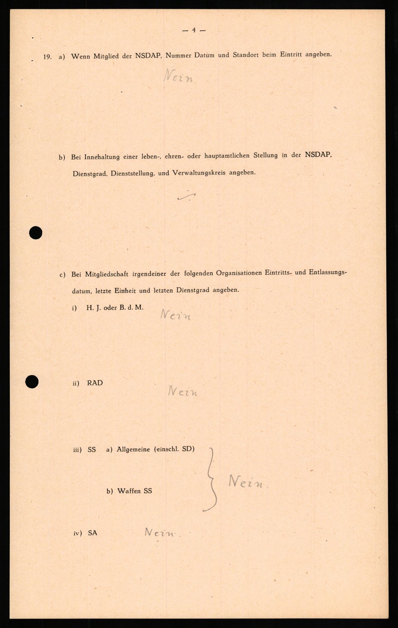 Forsvaret, Forsvarets overkommando II, AV/RA-RAFA-3915/D/Db/L0021: CI Questionaires. Tyske okkupasjonsstyrker i Norge. Tyskere., 1945-1946, p. 411