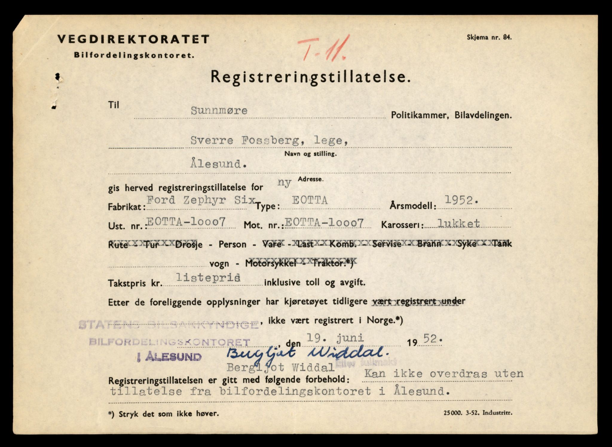 Møre og Romsdal vegkontor - Ålesund trafikkstasjon, SAT/A-4099/F/Fe/L0001: Registreringskort for kjøretøy T 3 - T 127, 1927-1998, p. 131