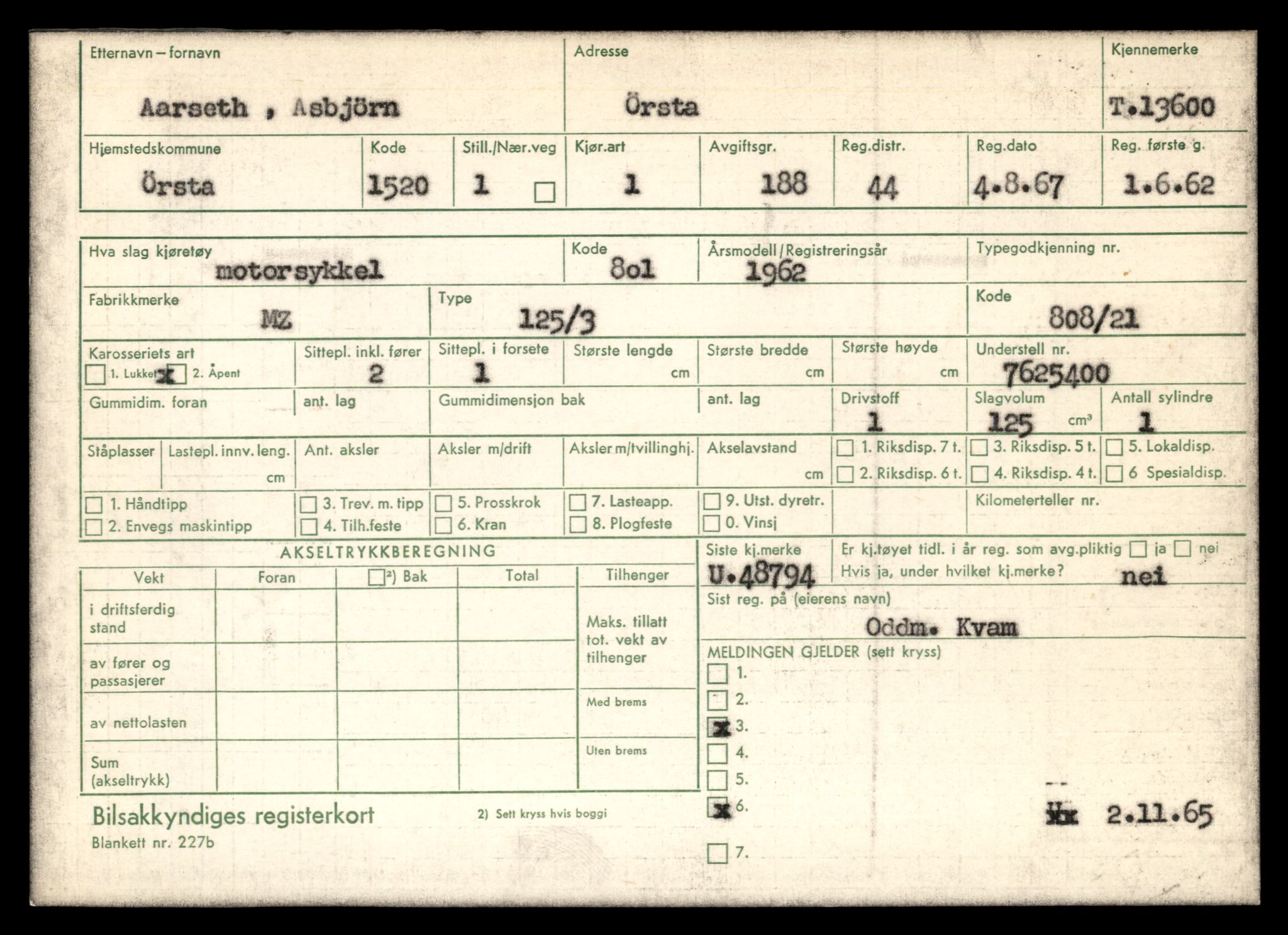 Møre og Romsdal vegkontor - Ålesund trafikkstasjon, AV/SAT-A-4099/F/Fe/L0040: Registreringskort for kjøretøy T 13531 - T 13709, 1927-1998, p. 1252