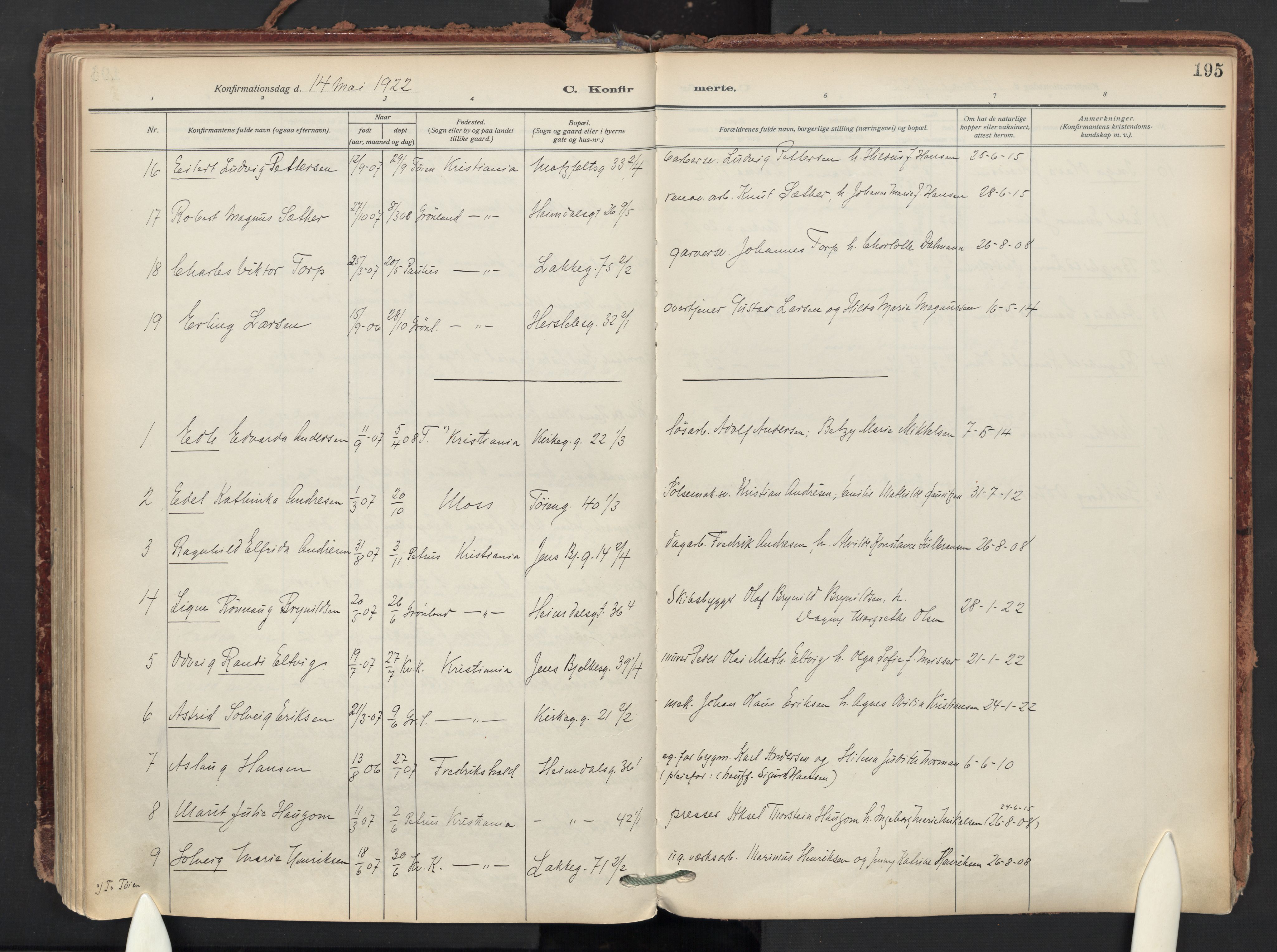 Tøyen prestekontor Kirkebøker, AV/SAO-A-10167a/F/Fa/L0004: Parish register (official) no. I 4, 1917-1931, p. 195