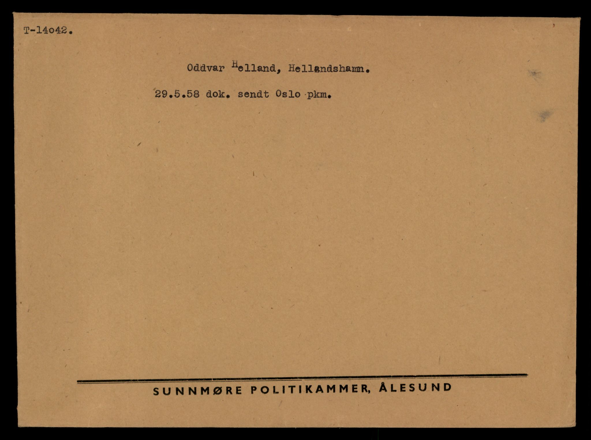 Møre og Romsdal vegkontor - Ålesund trafikkstasjon, AV/SAT-A-4099/F/Fe/L0042: Registreringskort for kjøretøy T 13906 - T 14079, 1927-1998, p. 2229