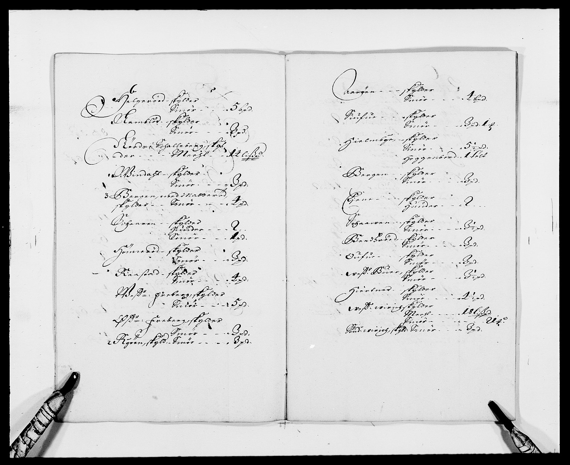 Rentekammeret inntil 1814, Reviderte regnskaper, Fogderegnskap, RA/EA-4092/R33/L1968: Fogderegnskap Larvik grevskap, 1675-1687, p. 128