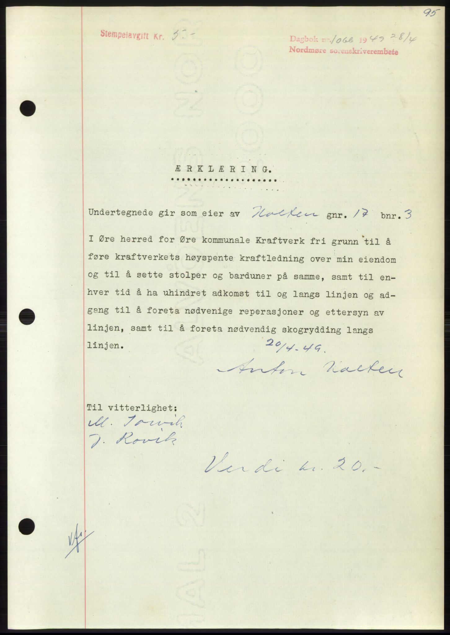 Nordmøre sorenskriveri, AV/SAT-A-4132/1/2/2Ca: Mortgage book no. B101, 1949-1949, Diary no: : 1066/1949