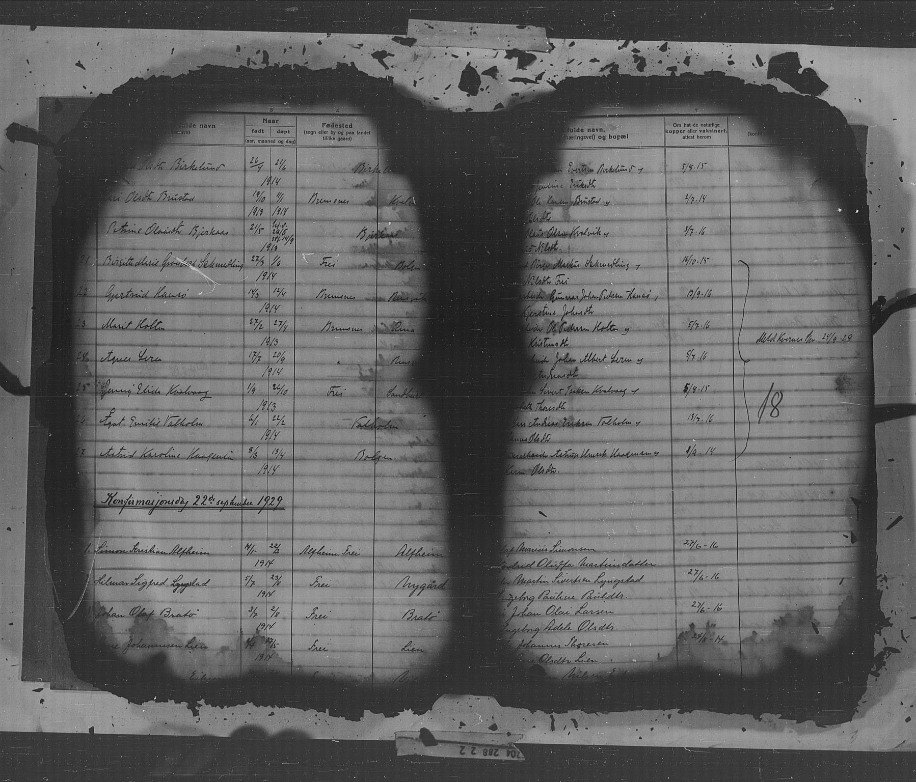 Kristiansund sokneprestkontor, AV/SAT-A-1068/1/I/I1: Parish register (official) no. 32, 1920-1940, p. 18