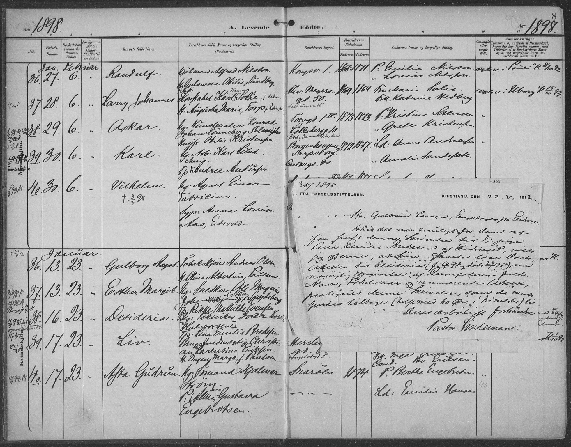 Rikshospitalet prestekontor Kirkebøker, AV/SAO-A-10309b/F/L0011: Parish register (official) no. 11, 1898-1900, p. 8