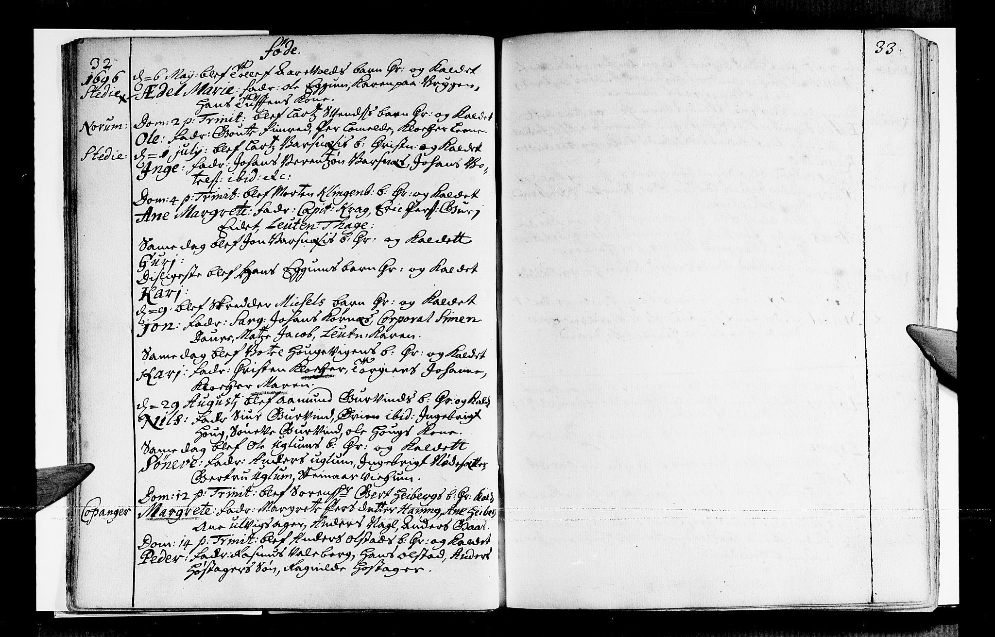 Sogndal sokneprestembete, SAB/A-81301/H/Haa/Haaa/L0001: Parish register (official) no. A 1, 1689-1713, p. 32-33