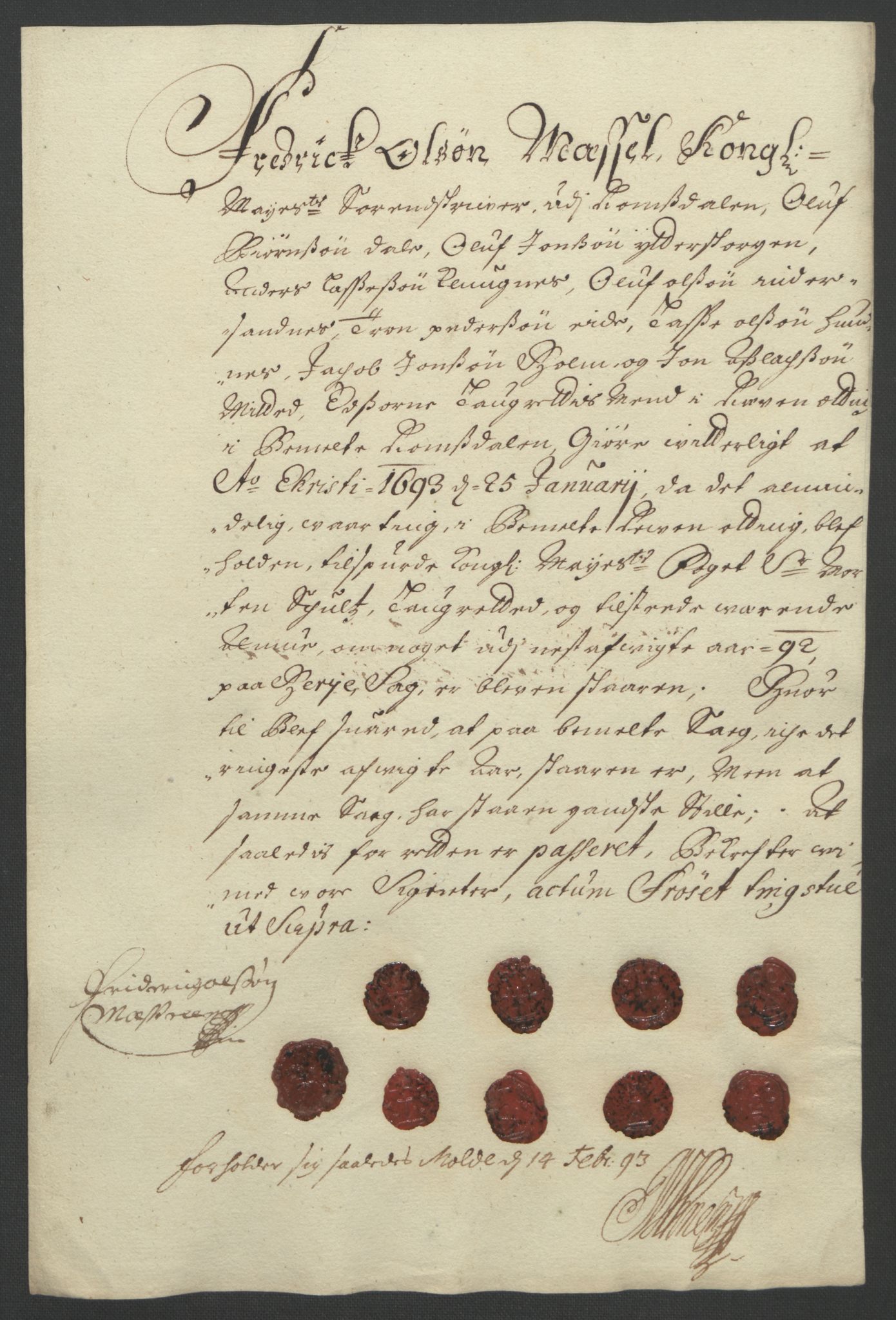 Rentekammeret inntil 1814, Reviderte regnskaper, Fogderegnskap, AV/RA-EA-4092/R55/L3650: Fogderegnskap Romsdal, 1692, p. 85