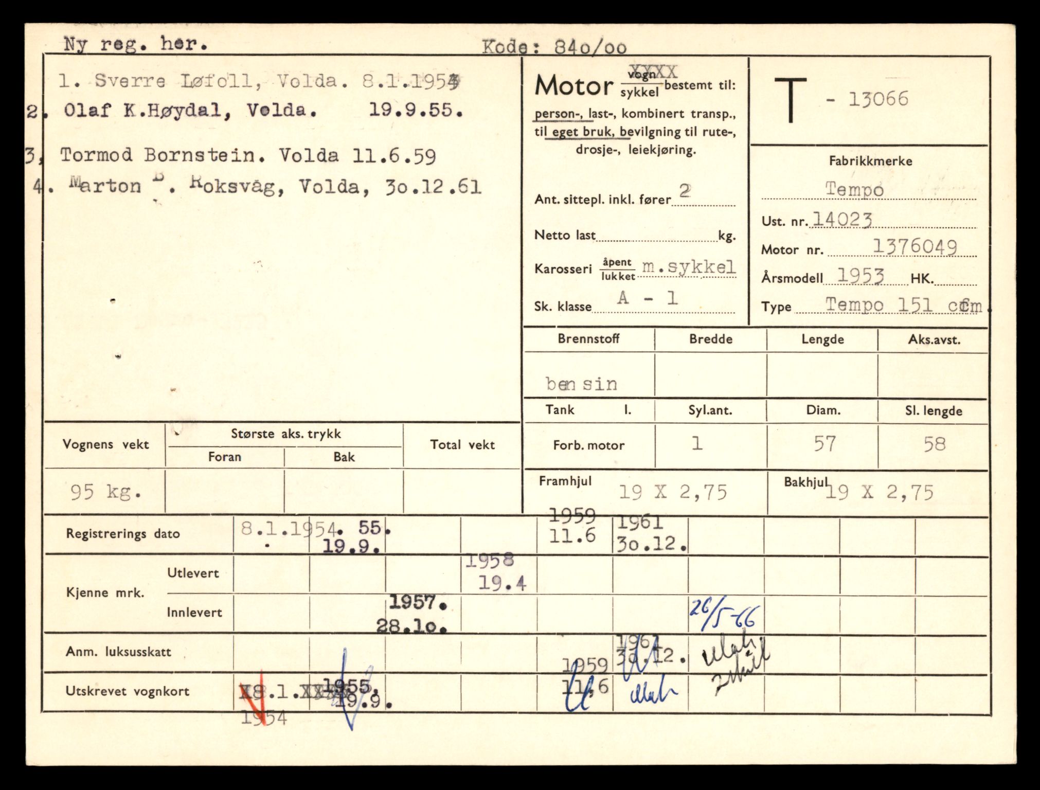 Møre og Romsdal vegkontor - Ålesund trafikkstasjon, AV/SAT-A-4099/F/Fe/L0037: Registreringskort for kjøretøy T 13031 - T 13179, 1927-1998, p. 691