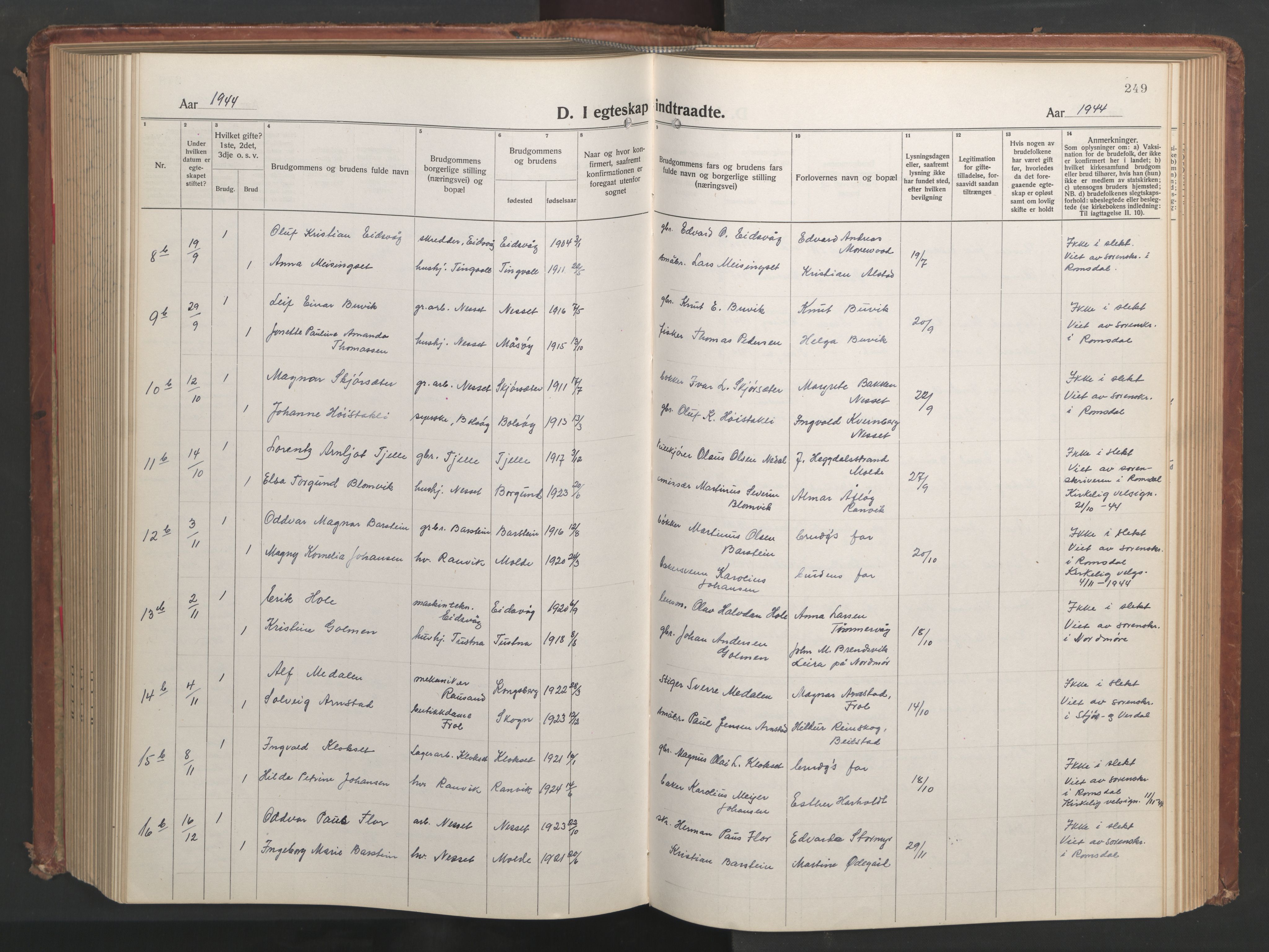 Ministerialprotokoller, klokkerbøker og fødselsregistre - Møre og Romsdal, AV/SAT-A-1454/551/L0633: Parish register (copy) no. 551C05, 1921-1961, p. 249