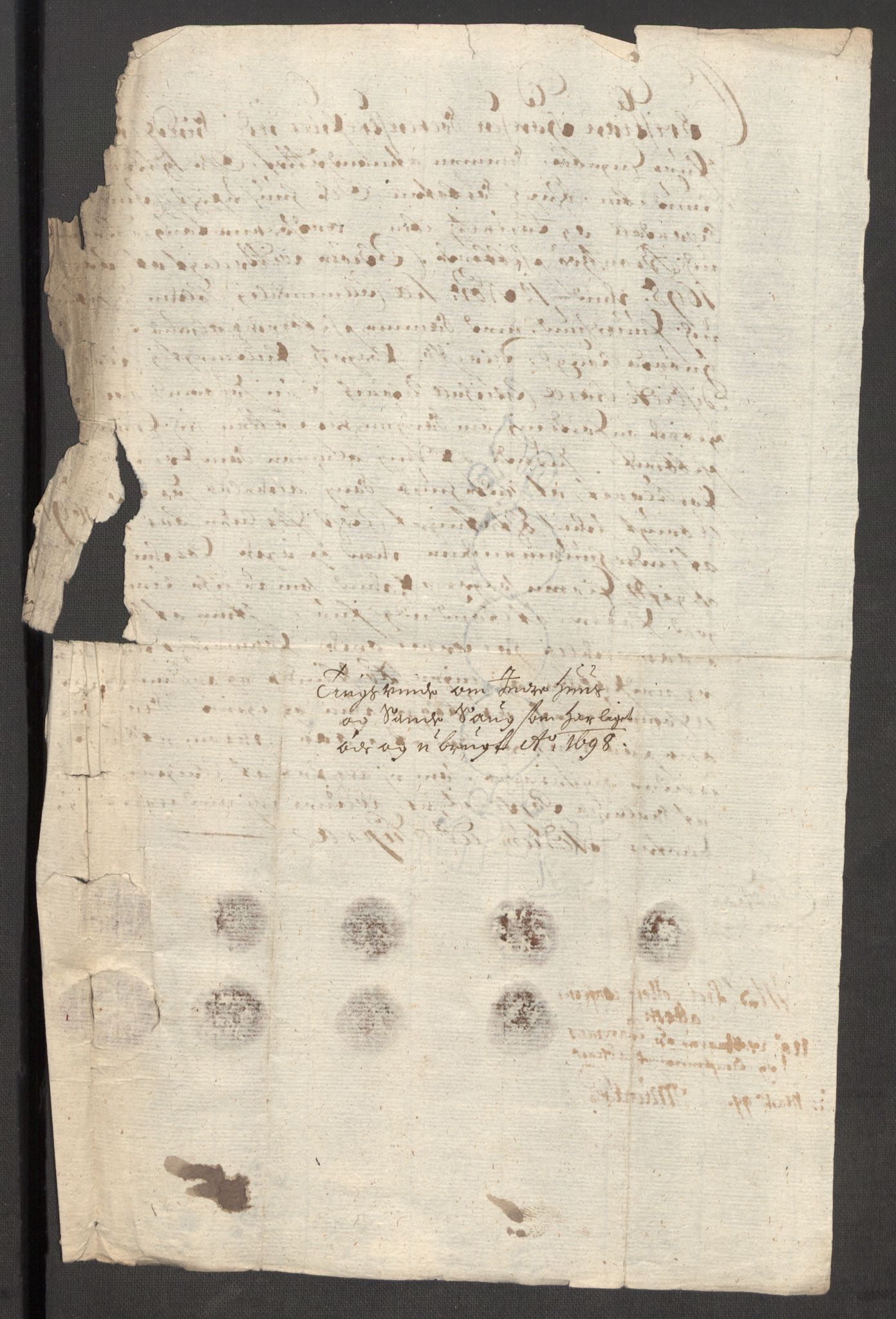 Rentekammeret inntil 1814, Reviderte regnskaper, Fogderegnskap, AV/RA-EA-4092/R53/L3423: Fogderegnskap Sunn- og Nordfjord, 1697-1698, p. 272