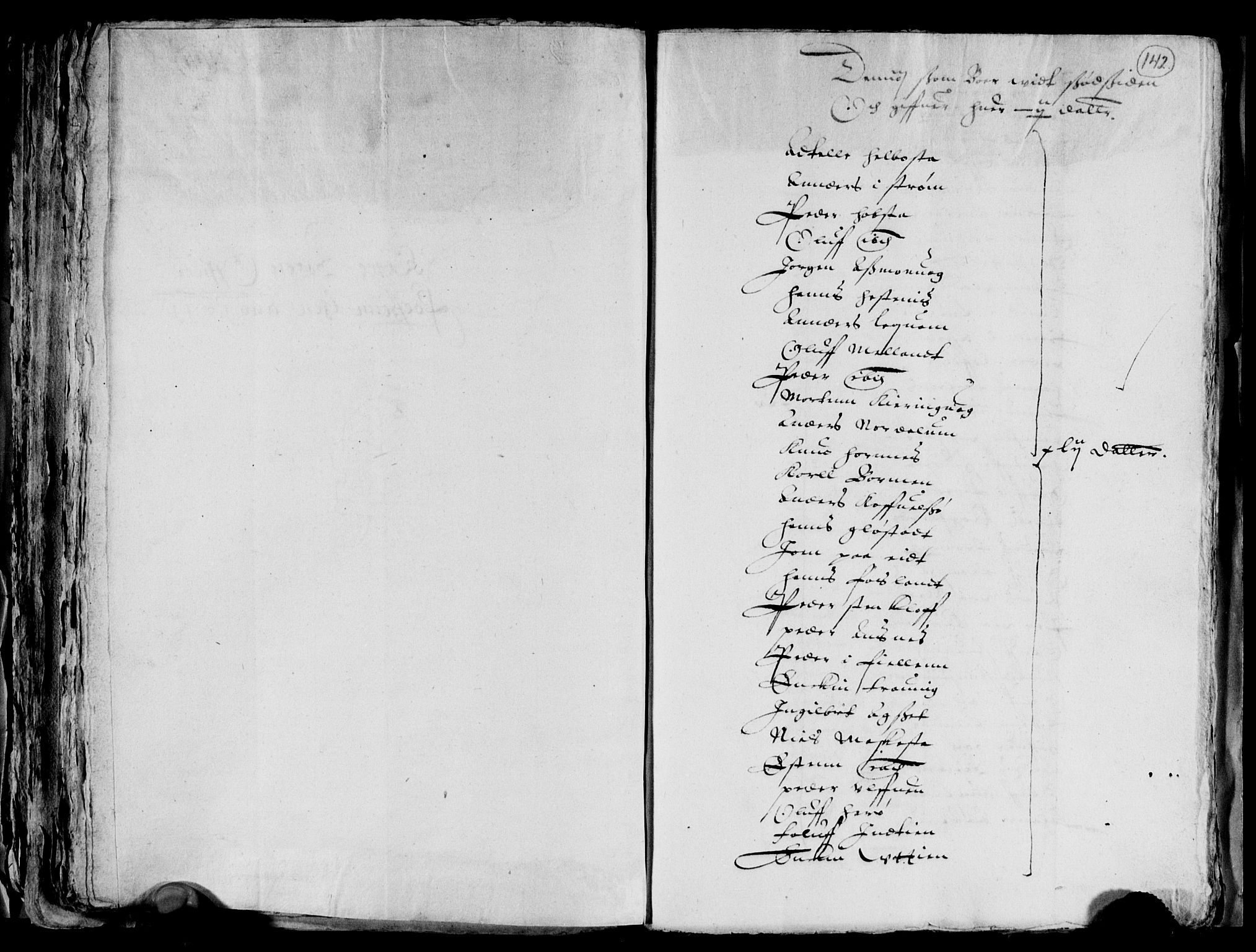 Rentekammeret inntil 1814, Reviderte regnskaper, Lensregnskaper, AV/RA-EA-5023/R/Rb/Rbw/L0008: Trondheim len, 1611-1612