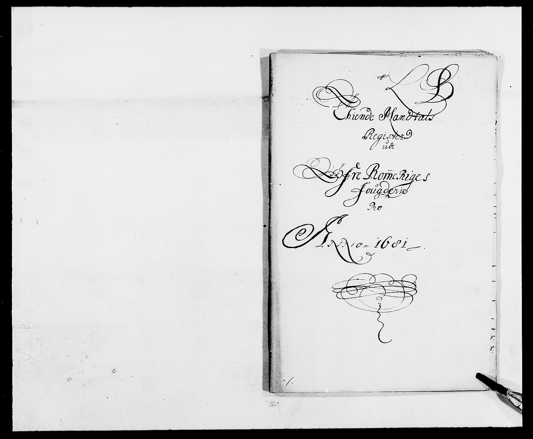 Rentekammeret inntil 1814, Reviderte regnskaper, Fogderegnskap, RA/EA-4092/R12/L0696: Fogderegnskap Øvre Romerike, 1681, p. 69