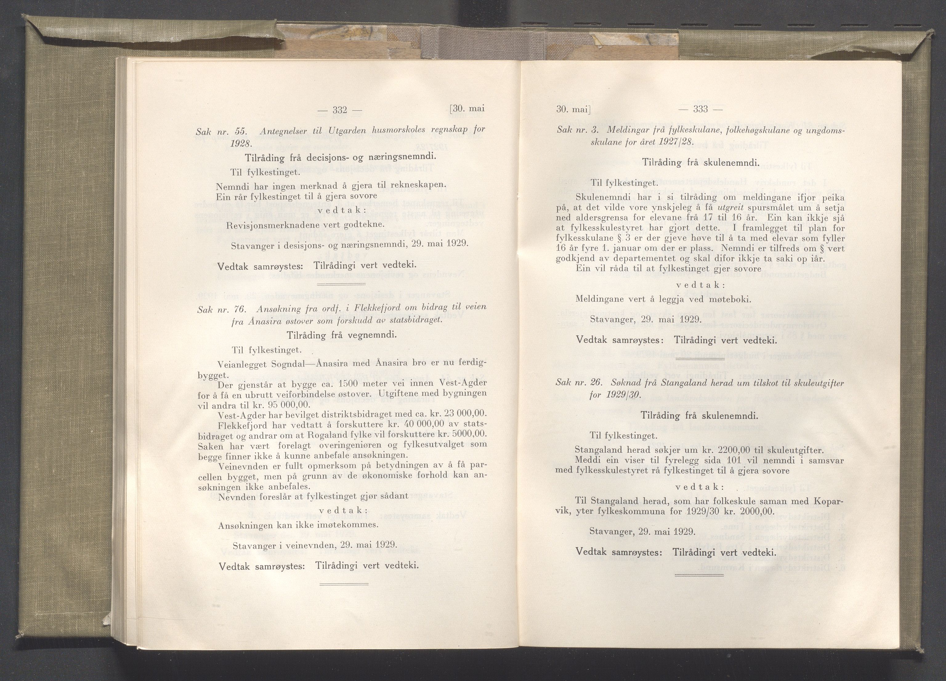 Rogaland fylkeskommune - Fylkesrådmannen , IKAR/A-900/A/Aa/Aaa/L0048: Møtebok , 1929, p. 332-333