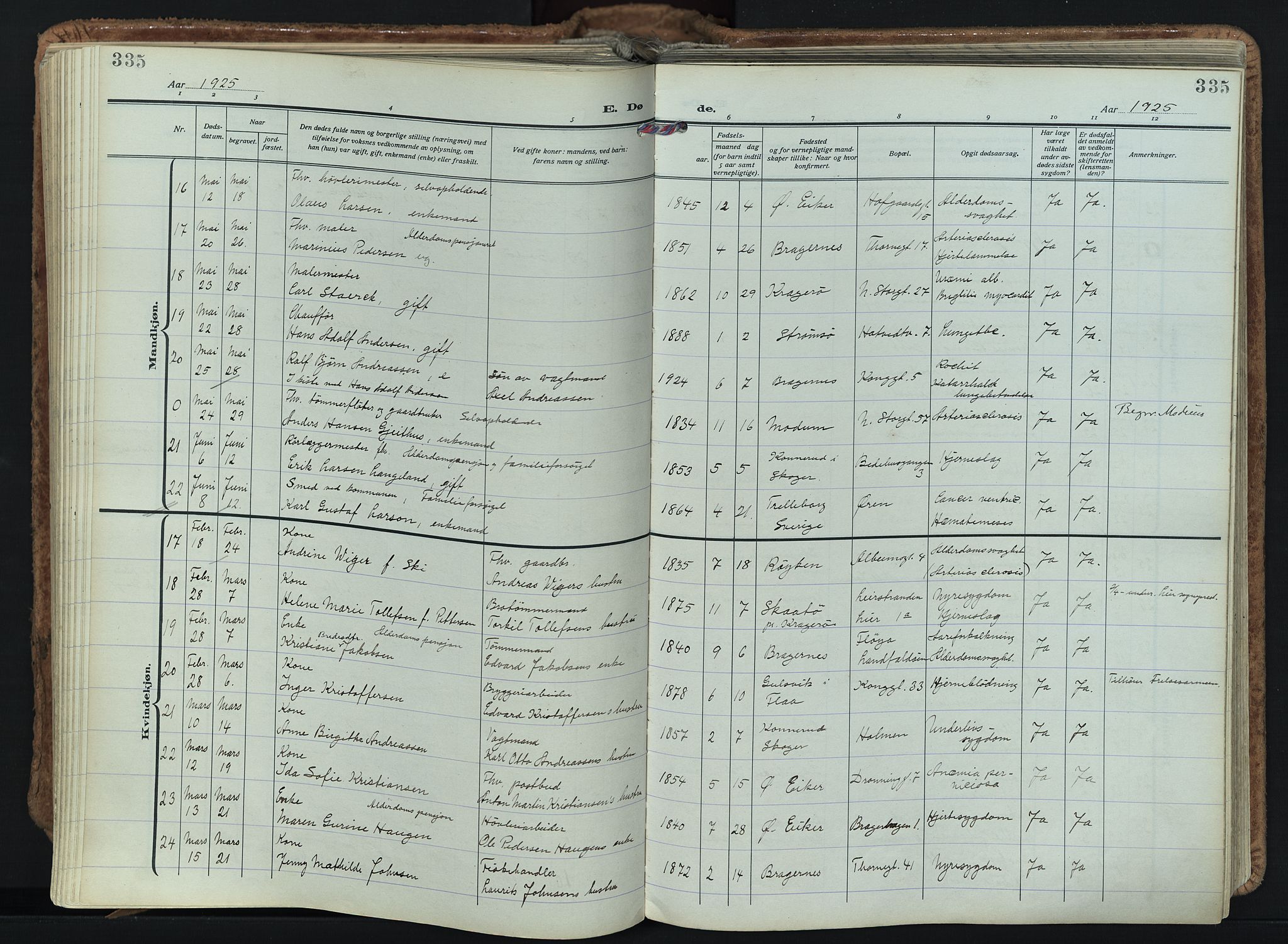 Bragernes kirkebøker, AV/SAKO-A-6/F/Fb/L0011: Parish register (official) no. II 11, 1922-1945, p. 335