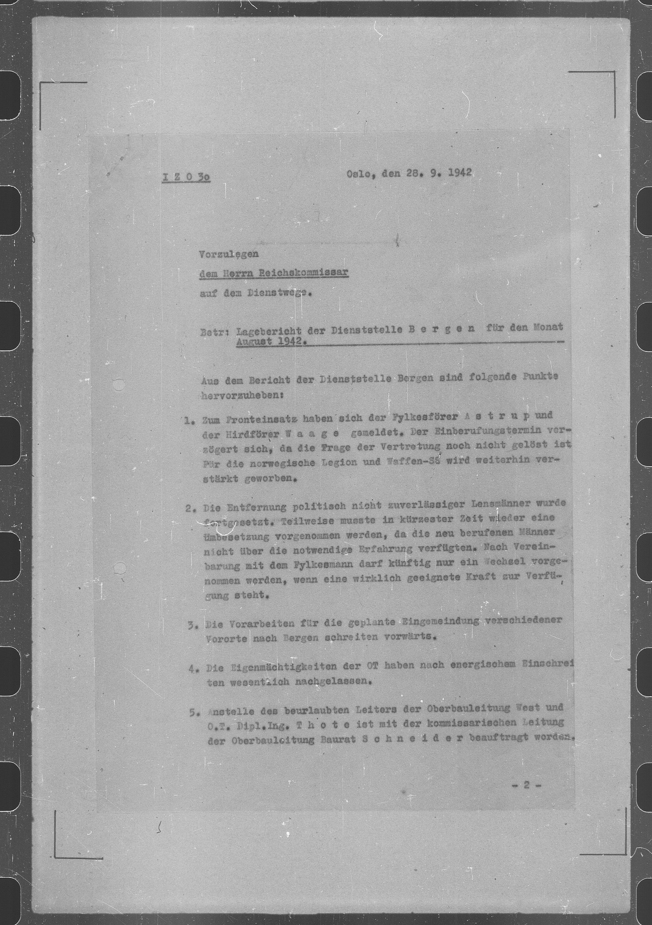 Documents Section, AV/RA-RAFA-2200/V/L0074: Filmbiter uten nummer., 1940-1945, p. 401