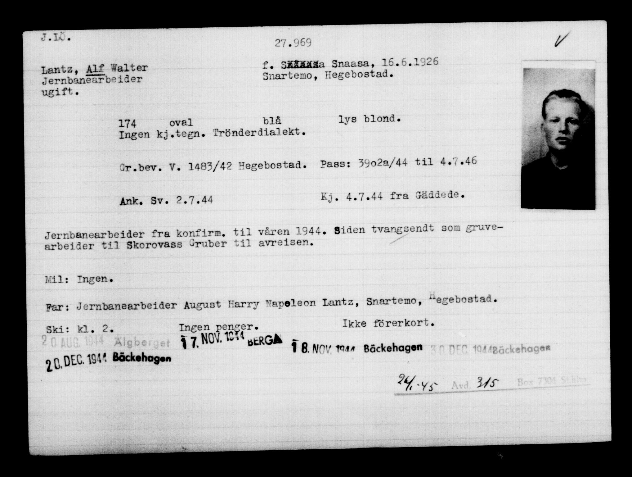 Den Kgl. Norske Legasjons Flyktningskontor, AV/RA-S-6753/V/Va/L0011: Kjesäterkartoteket.  Flyktningenr. 25300-28349, 1940-1945, p. 2847