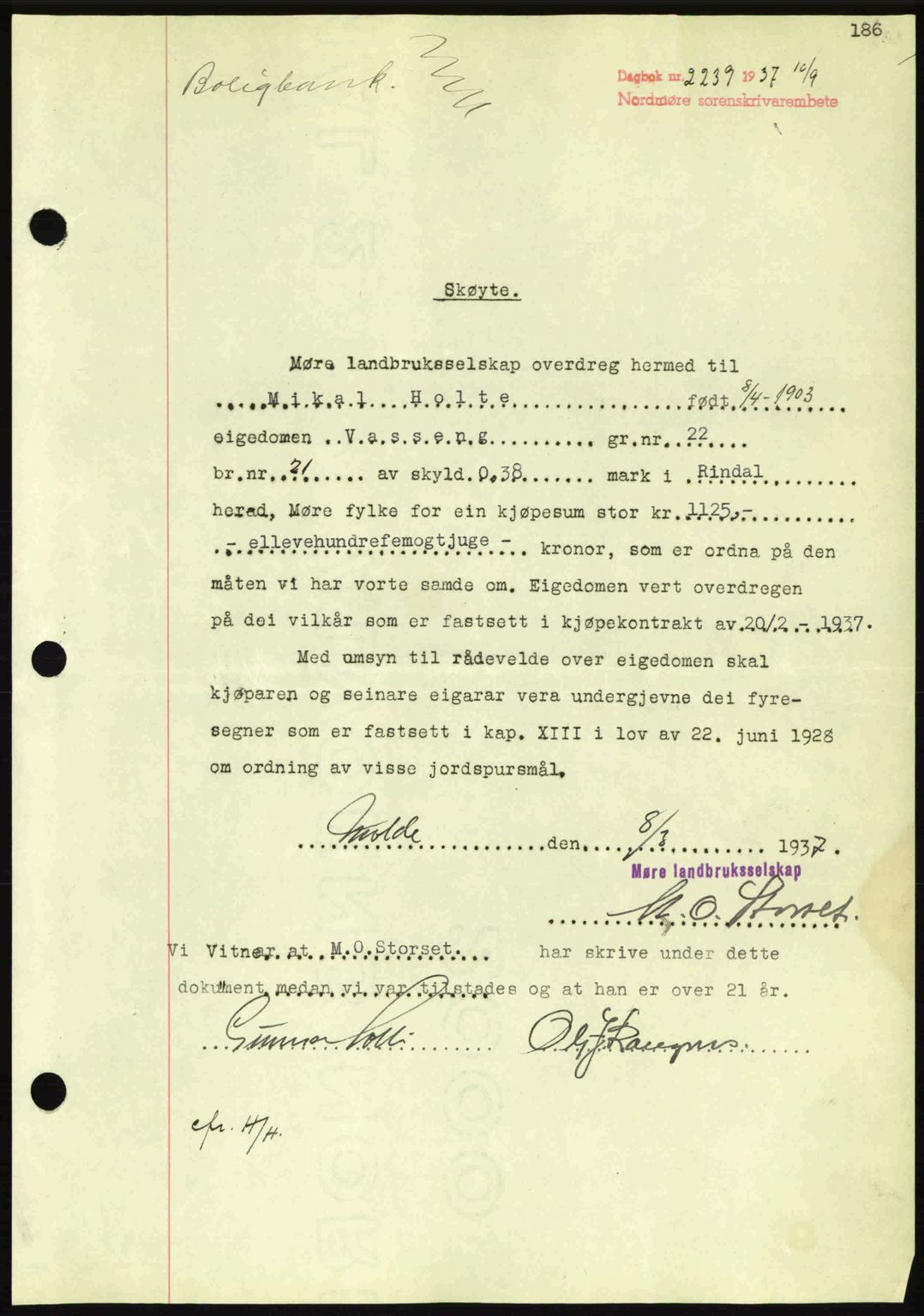 Nordmøre sorenskriveri, AV/SAT-A-4132/1/2/2Ca: Mortgage book no. A82, 1937-1938, Diary no: : 2239/1937