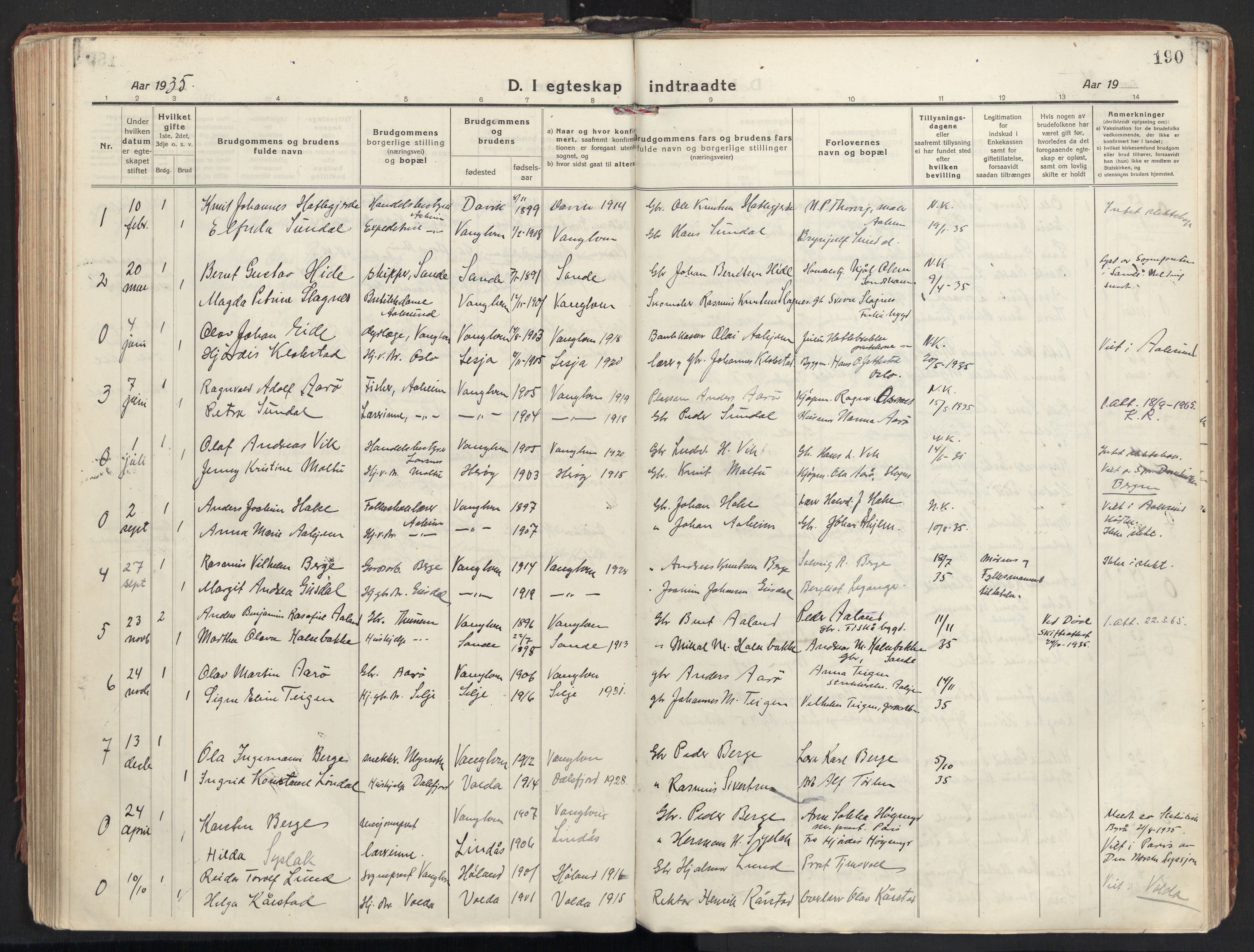 Ministerialprotokoller, klokkerbøker og fødselsregistre - Møre og Romsdal, AV/SAT-A-1454/501/L0012: Parish register (official) no. 501A12, 1920-1946, p. 190